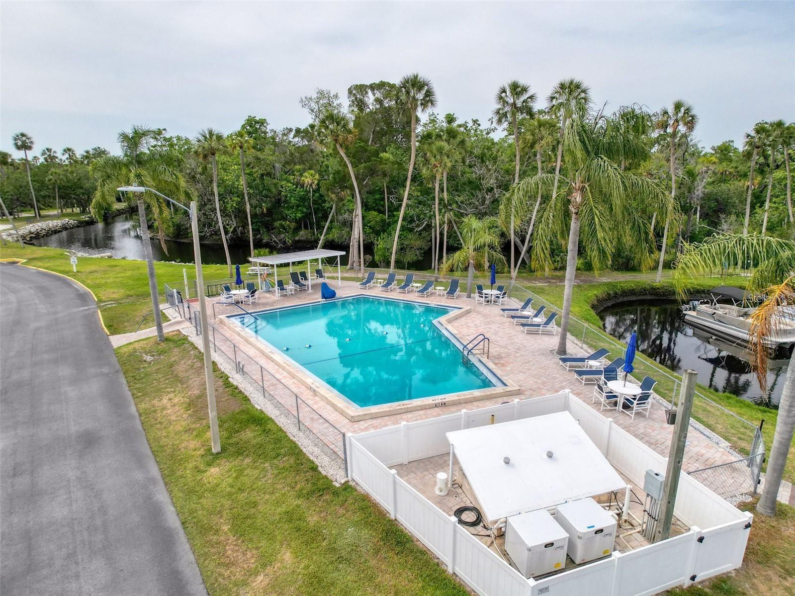 Image 17 of 20 For 5050 Damsen Circle