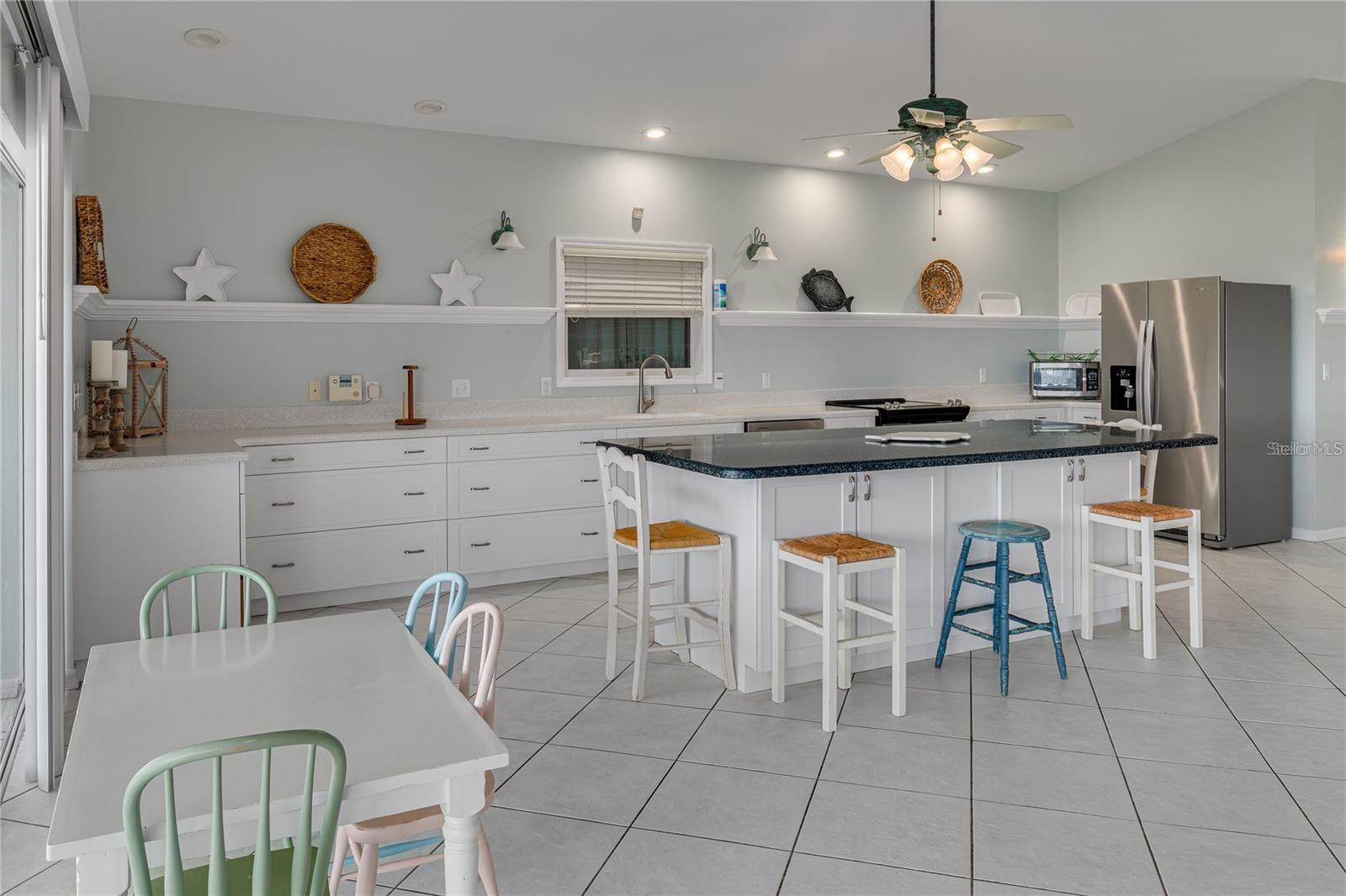 Image 42 of 65 For 14441 Birch Street