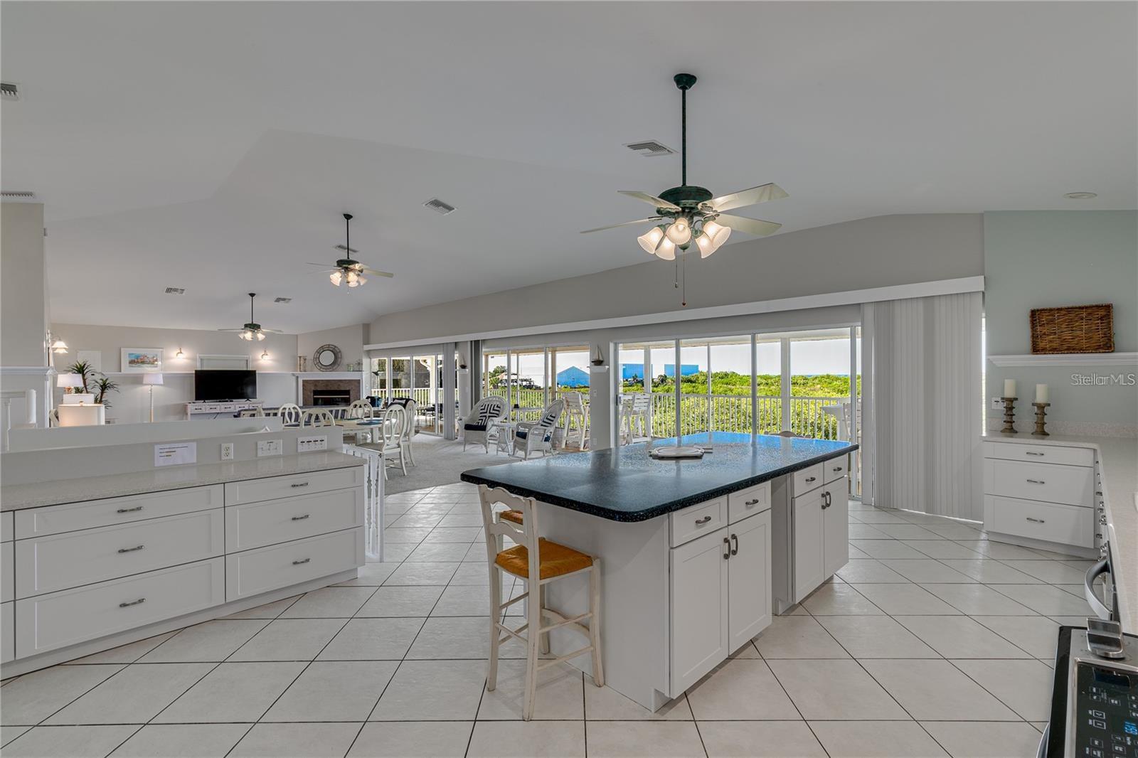 Image 44 of 65 For 14441 Birch Street