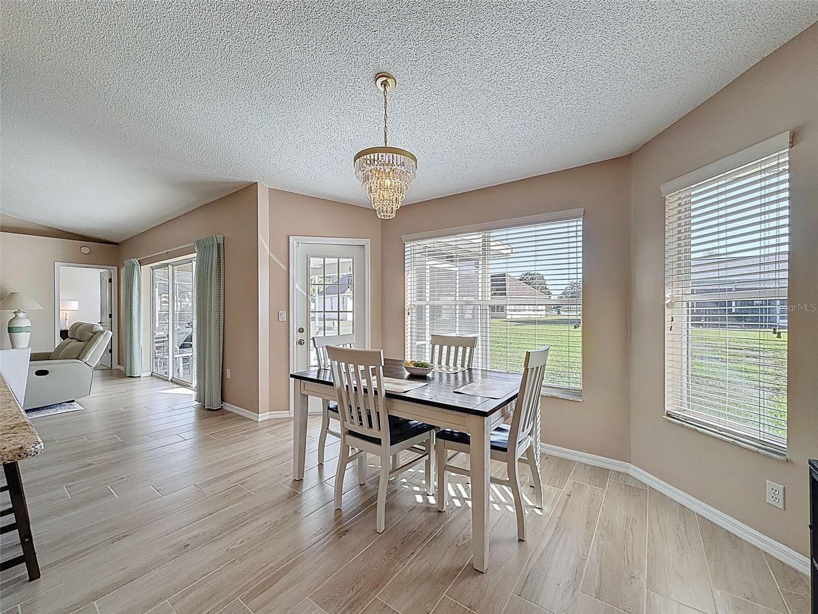 Image 14 of 40 For 9428 Apple Dumpling Court