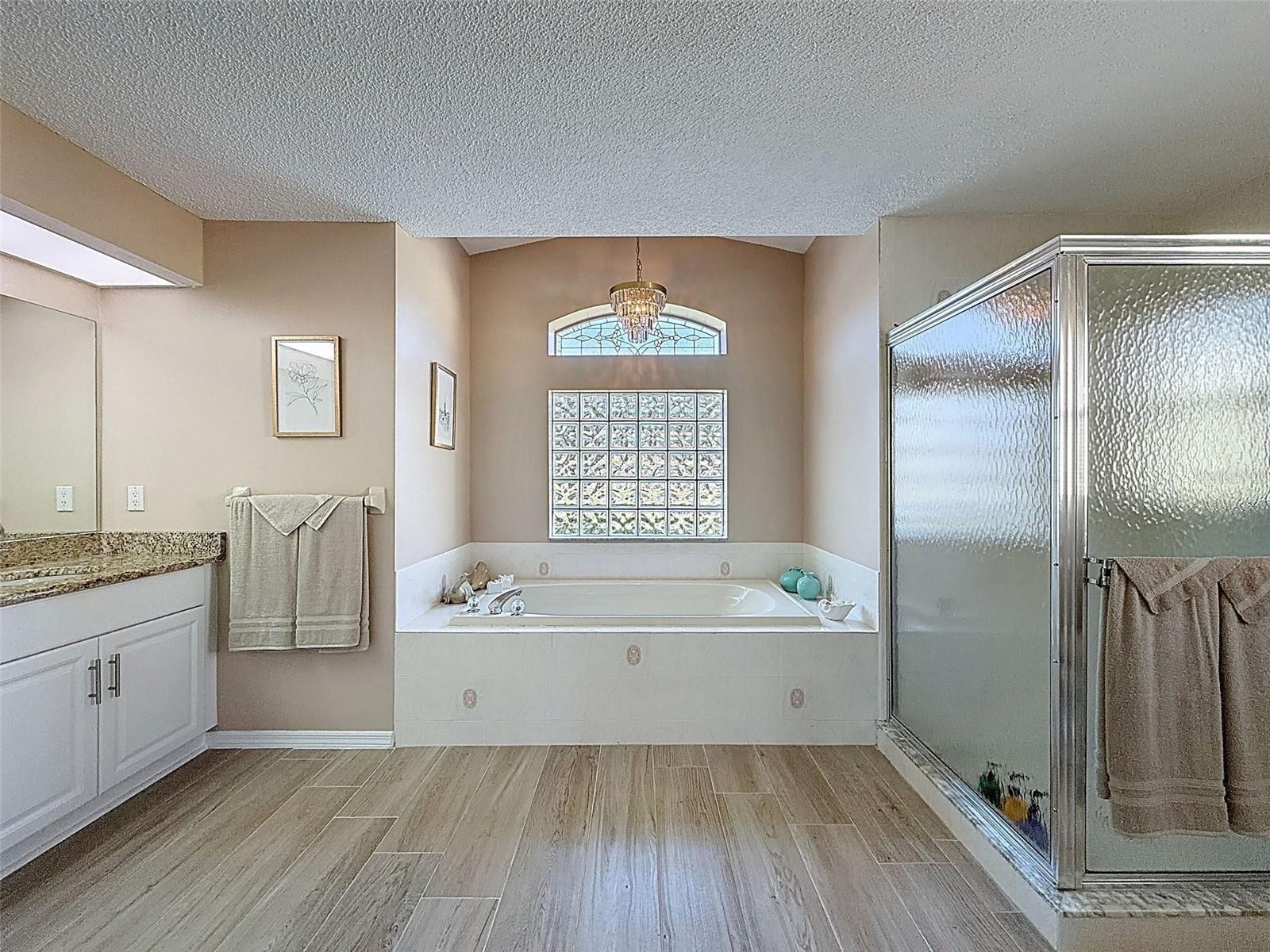 Image 18 of 40 For 9428 Apple Dumpling Court