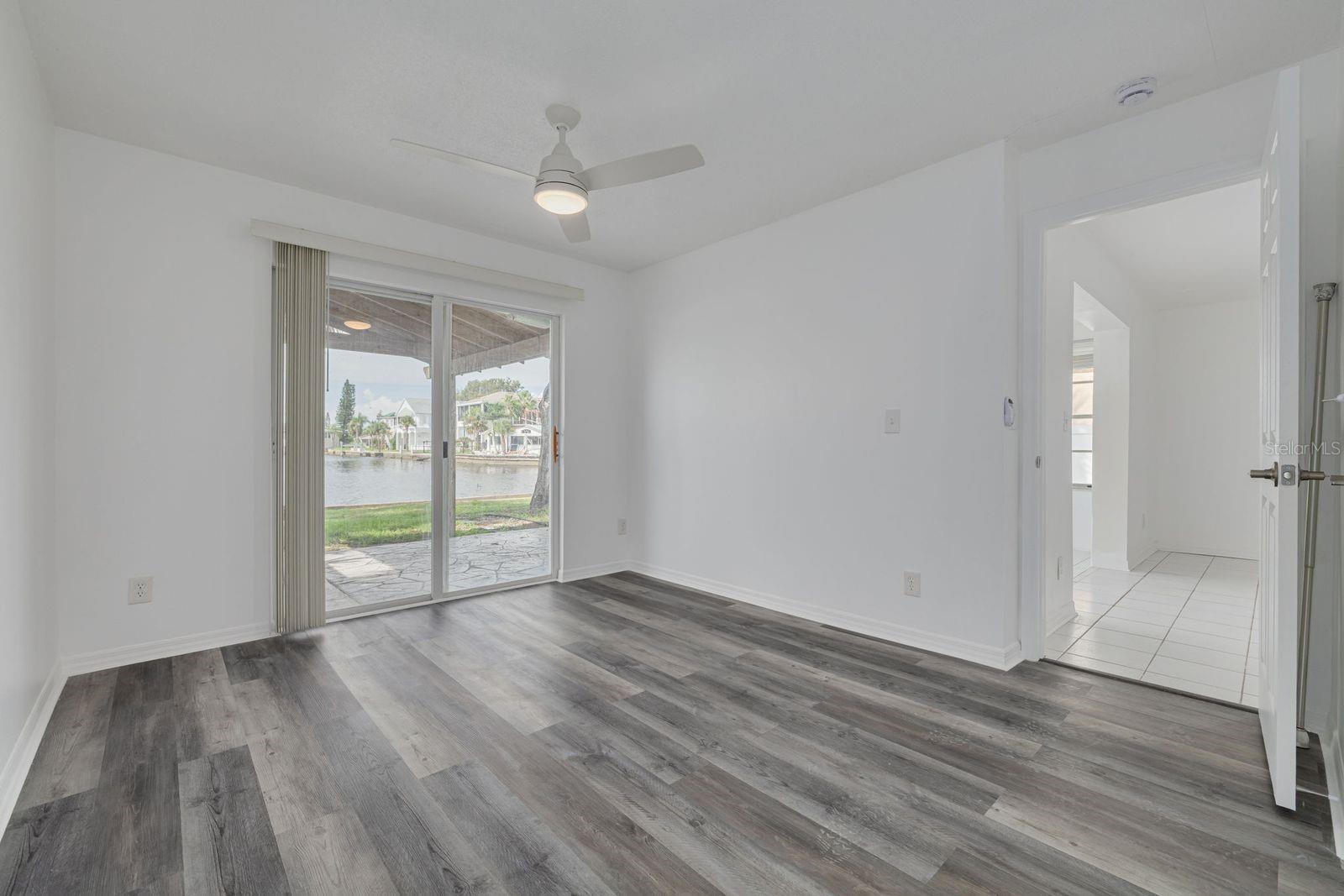 Image 18 of 33 For 14519 Birch Street