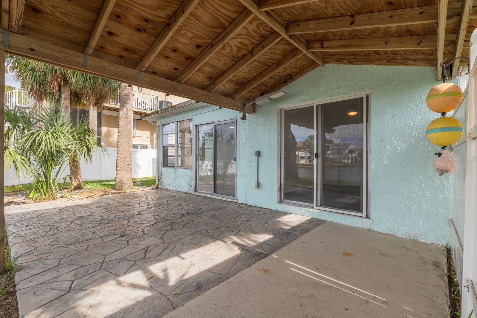 Image 30 of 33 For 14519 Birch Street