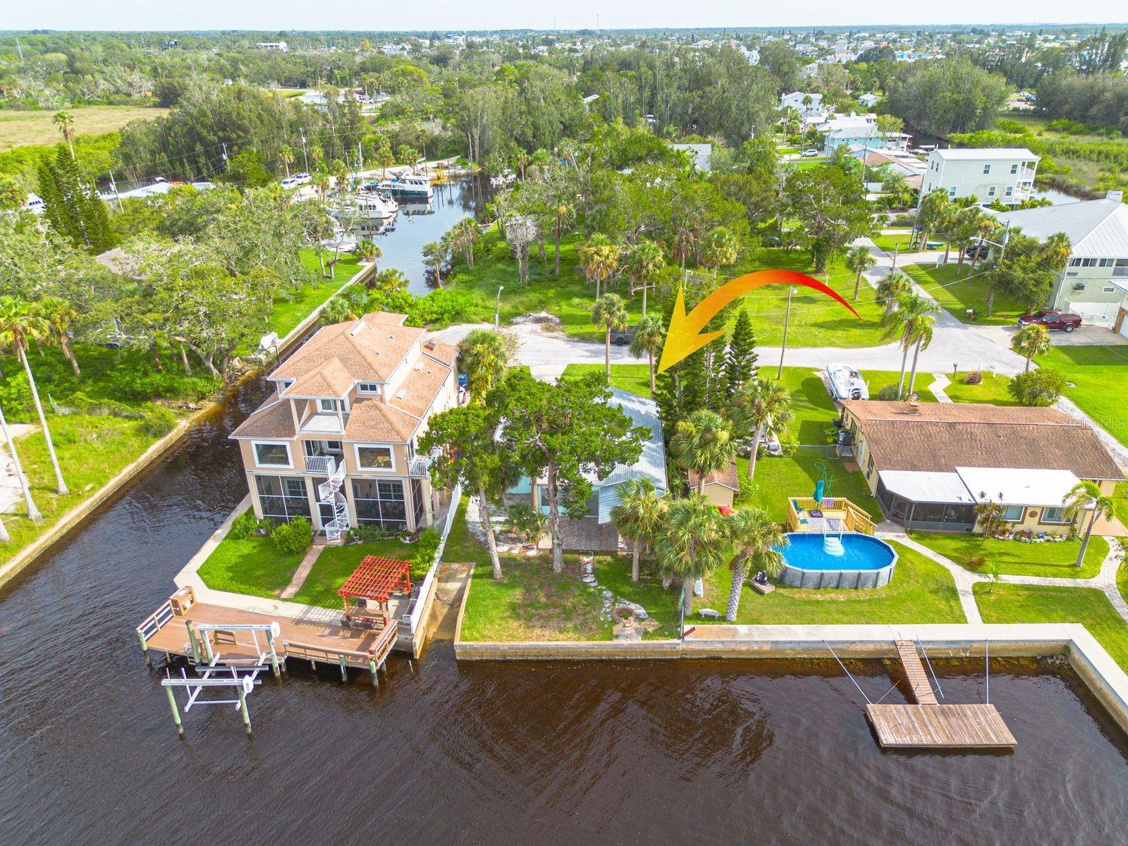 Image 4 of 33 For 14519 Birch Street