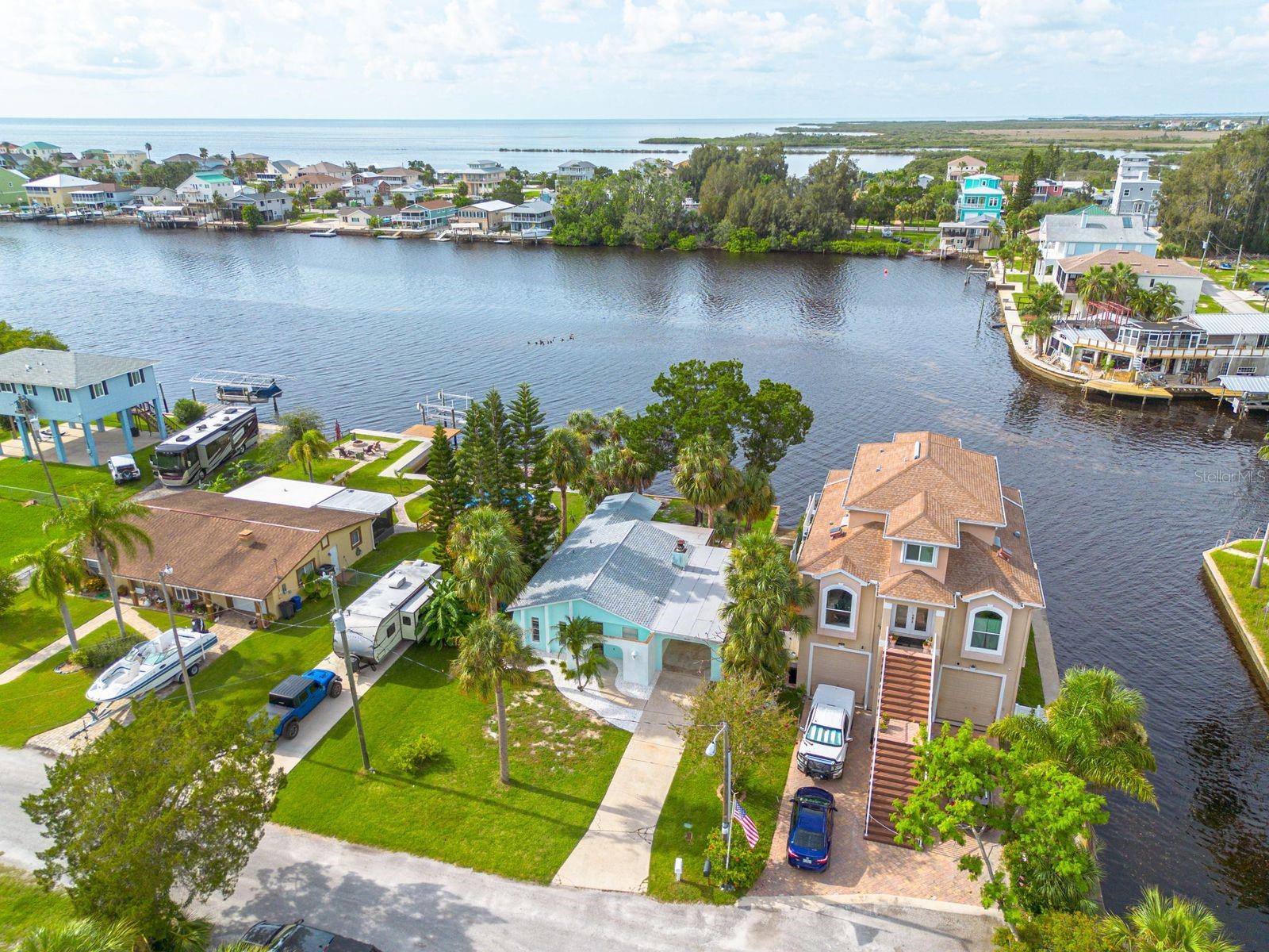 Image 5 of 33 For 14519 Birch Street