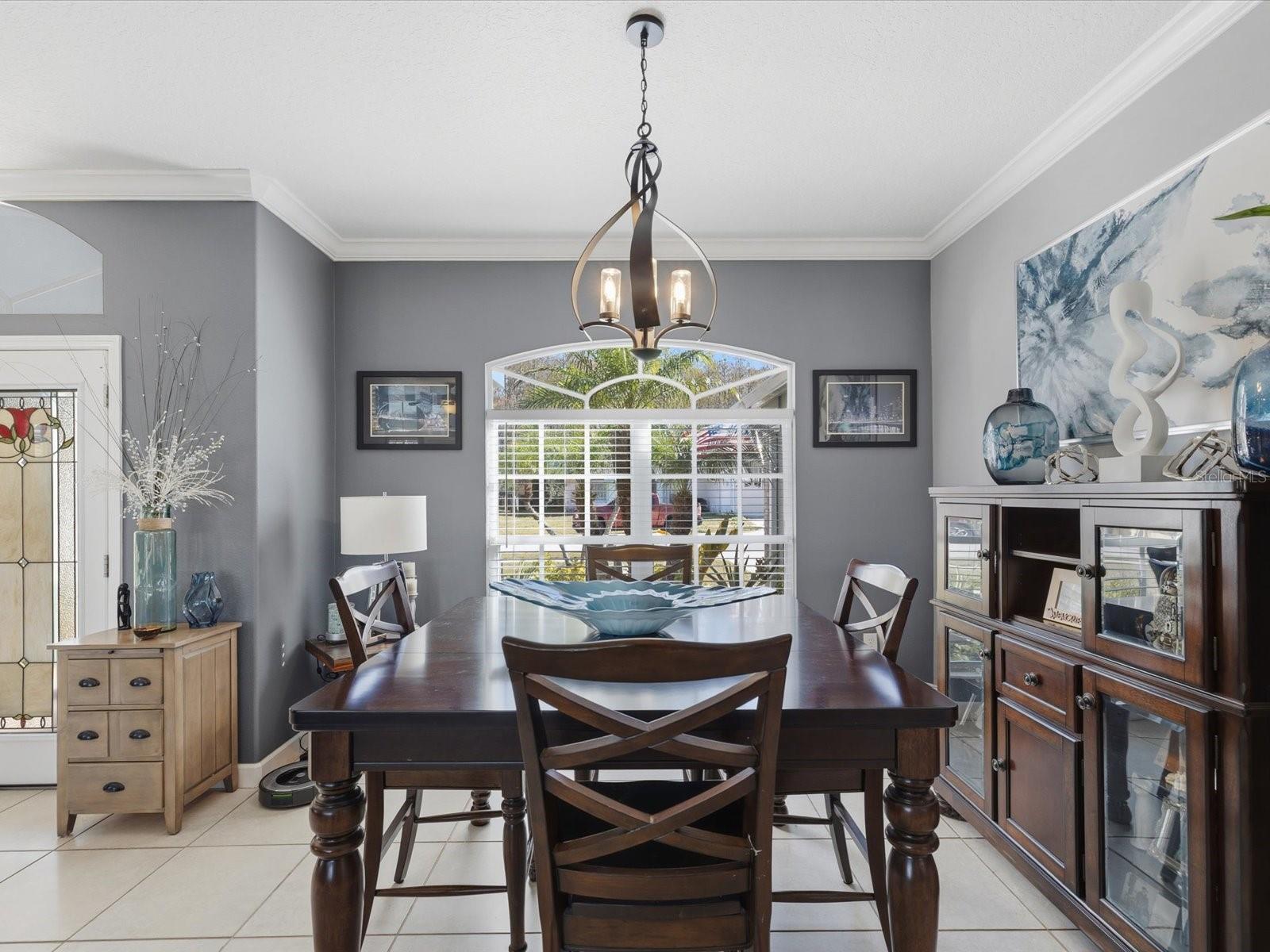 Listing photo id 9 for 4731 Spring Side Drive