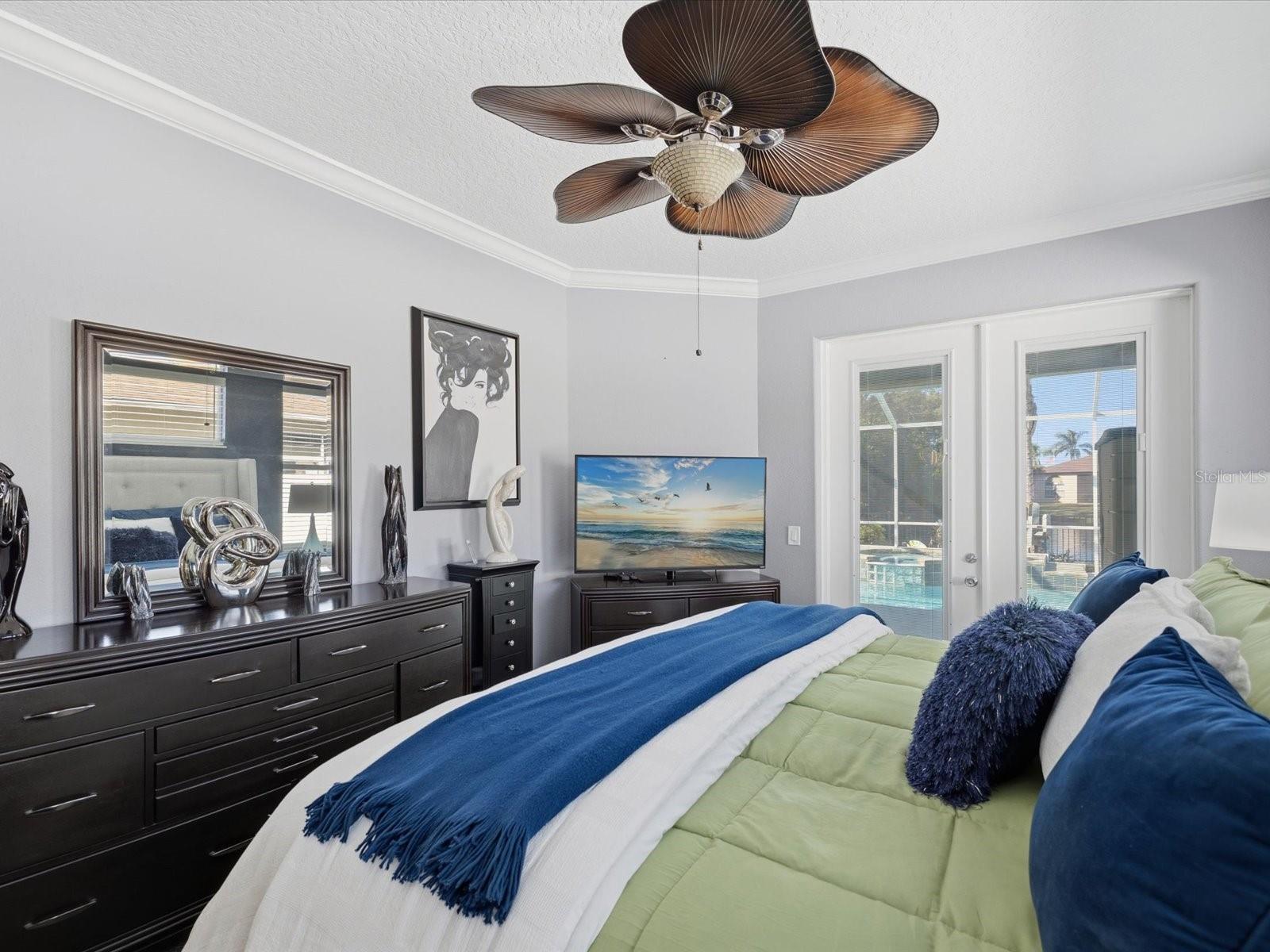 Listing photo id 12 for 4731 Spring Side Drive