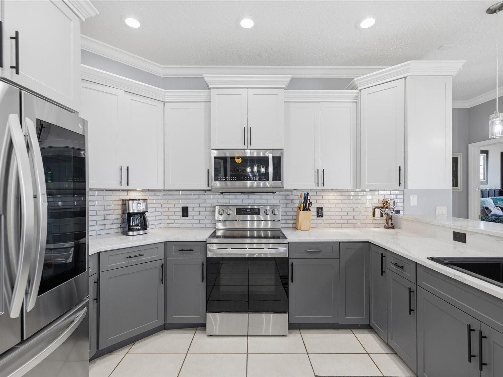 Listing photo id 17 for 4731 Spring Side Drive