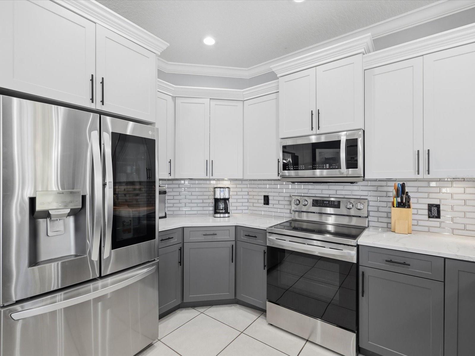 Listing photo id 18 for 4731 Spring Side Drive