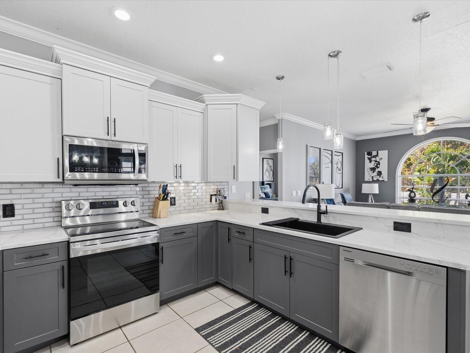 Listing photo id 20 for 4731 Spring Side Drive