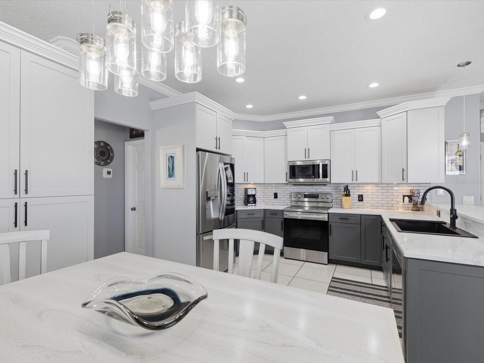 Listing photo id 21 for 4731 Spring Side Drive