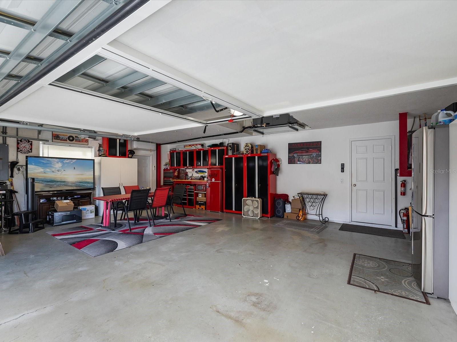 Listing photo id 42 for 4731 Spring Side Drive