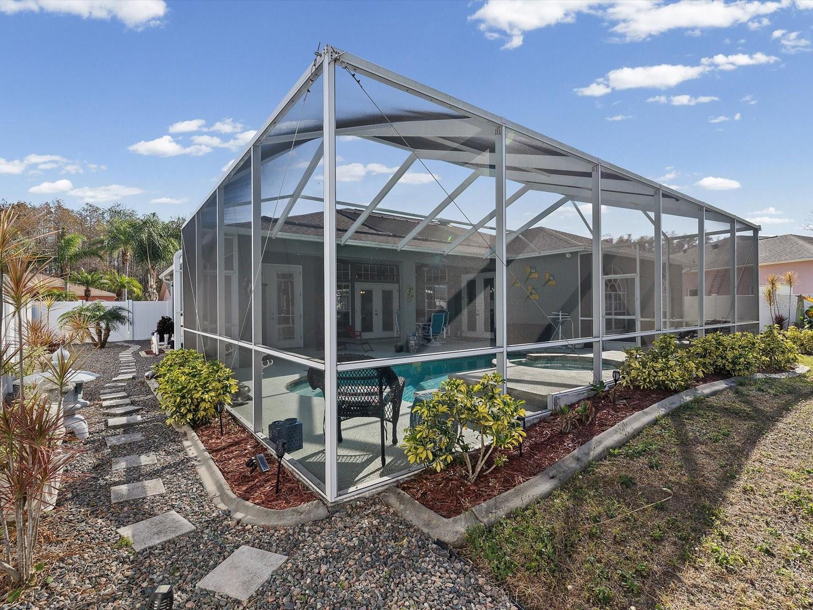 Listing photo id 44 for 4731 Spring Side Drive