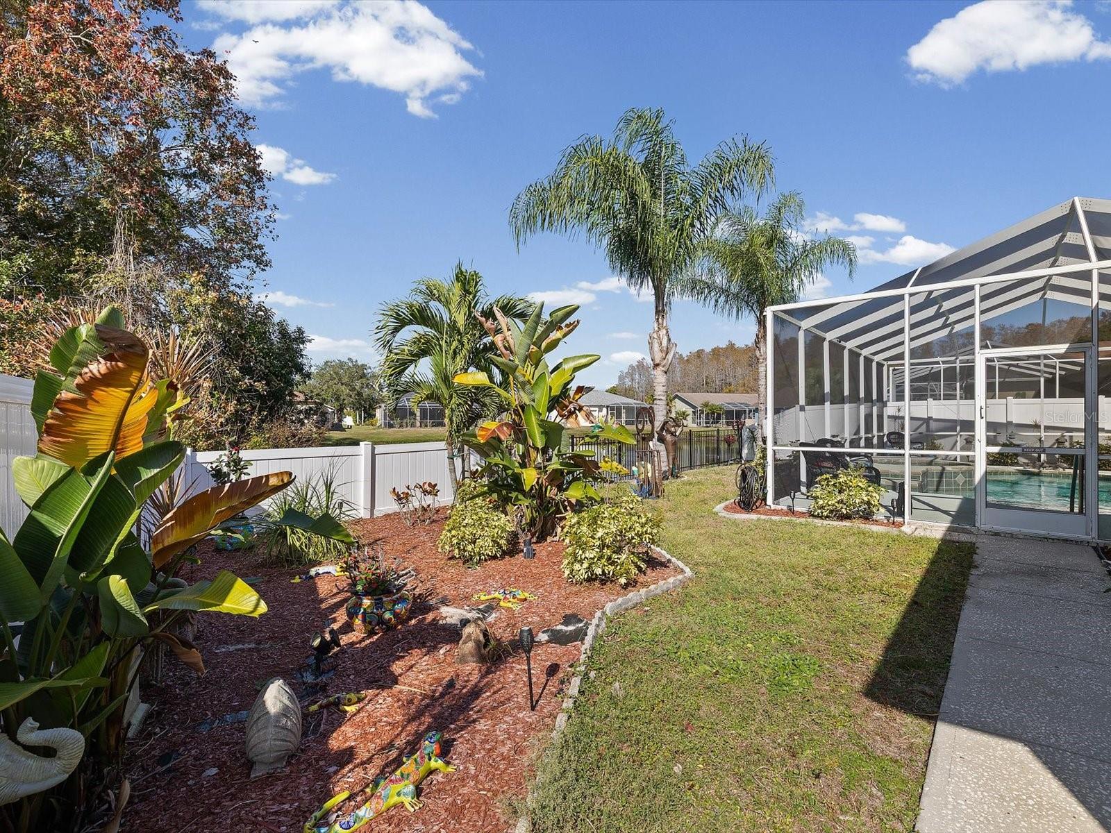 Listing photo id 46 for 4731 Spring Side Drive