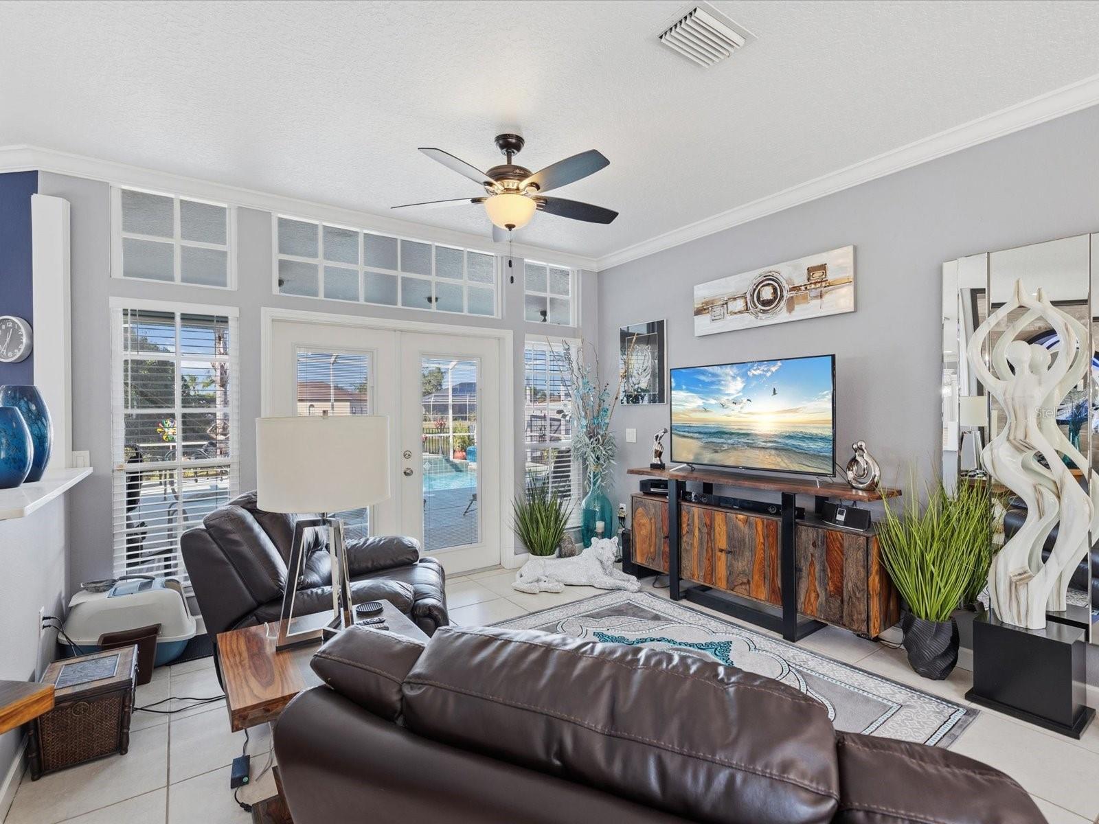 Listing photo id 6 for 4731 Spring Side Drive