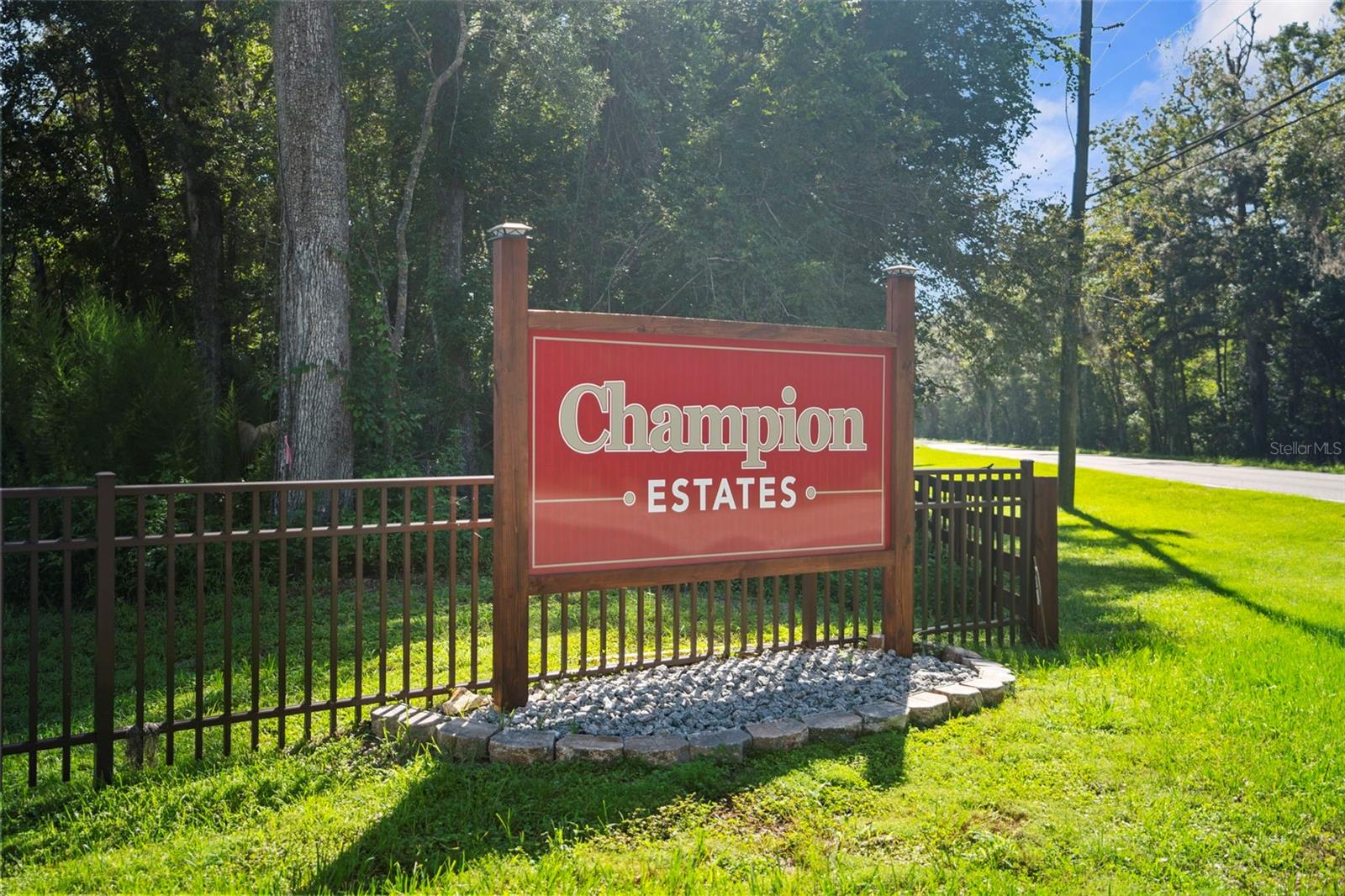 Image 4 of 11 For Republican (lot 7) Way