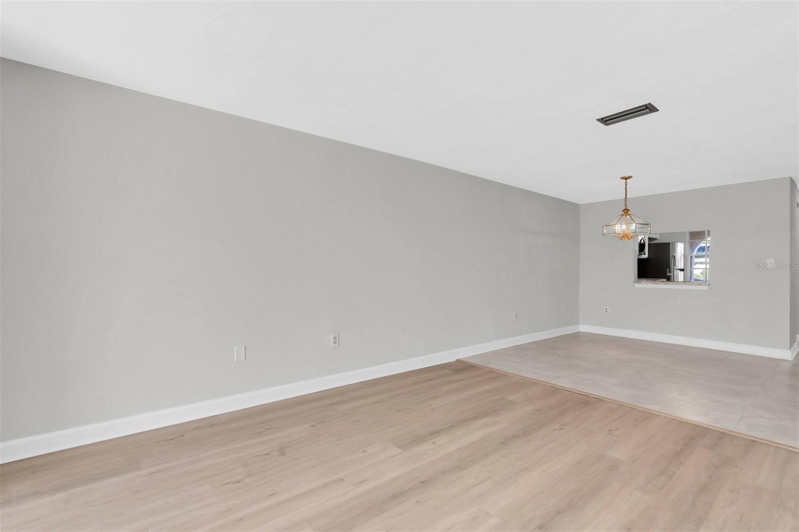 Image 13 of 50 For 4343 Summersun Drive 4343