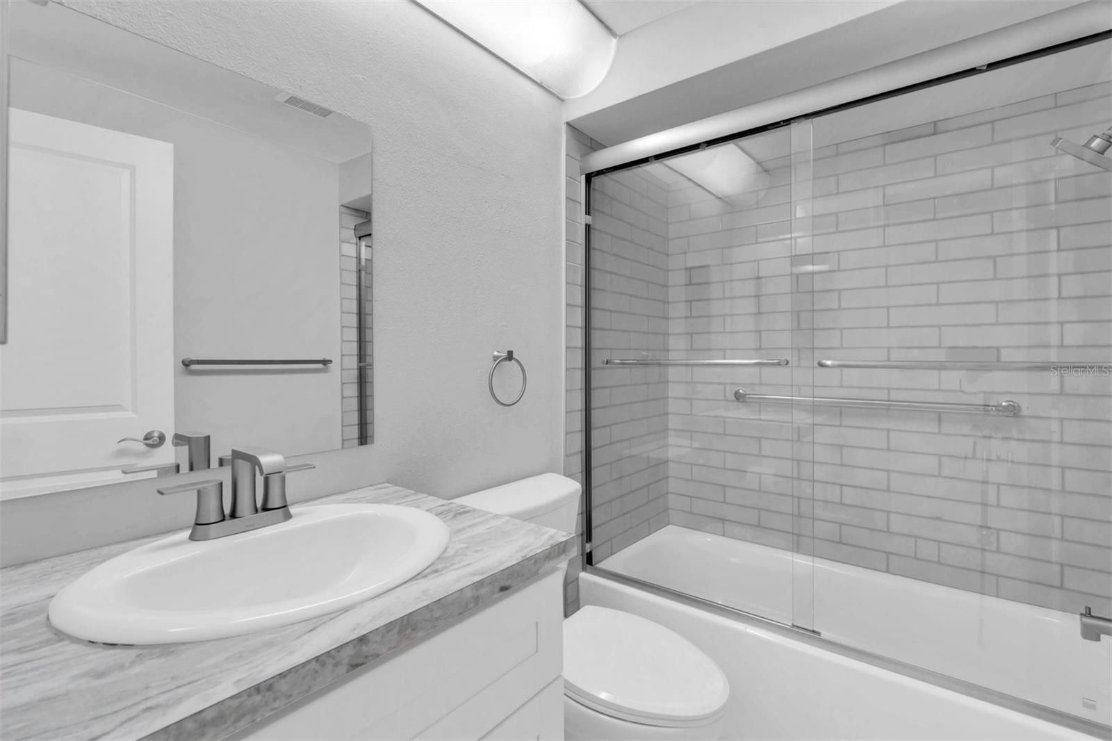 Image 23 of 50 For 4343 Summersun Drive 4343