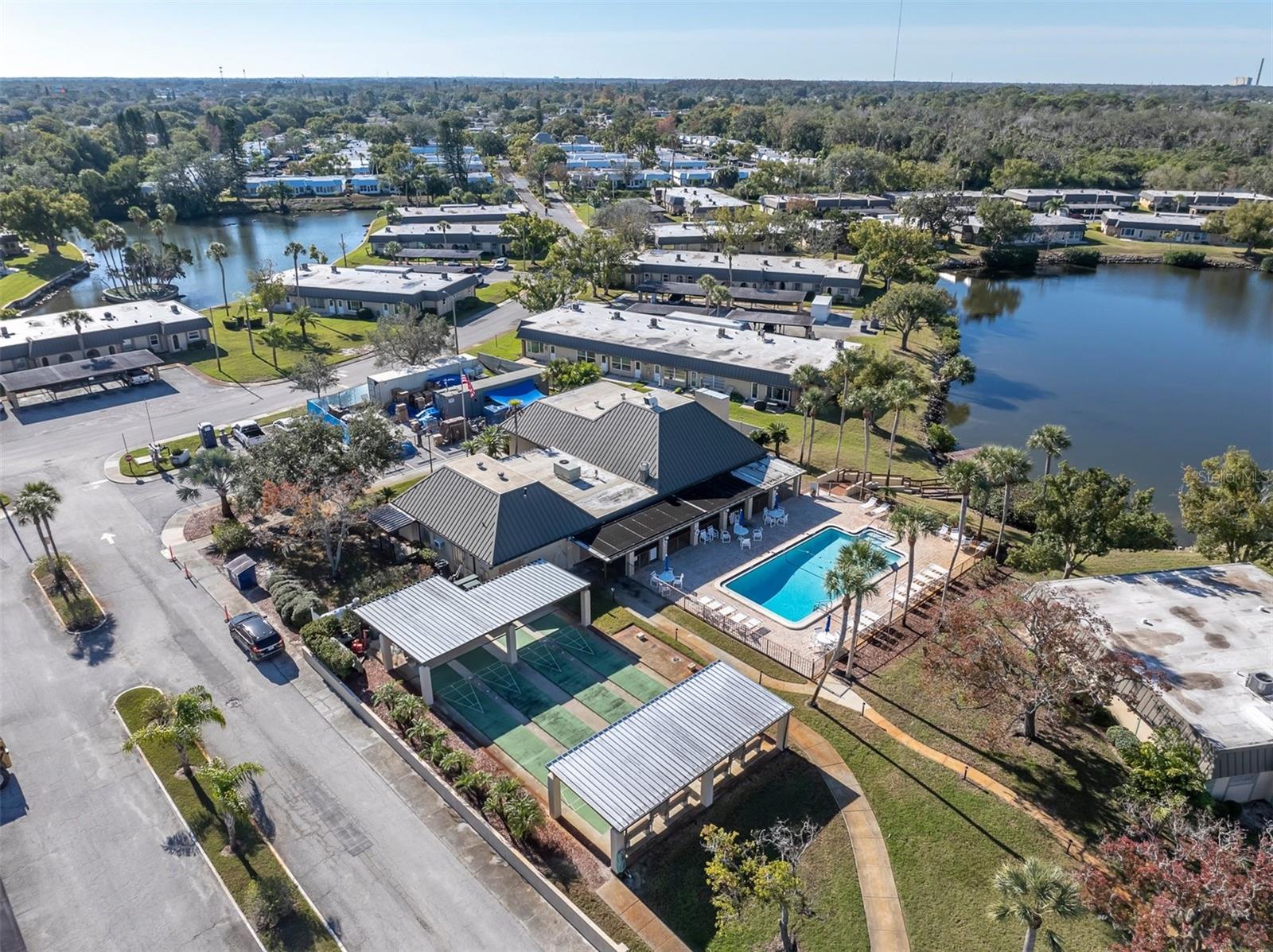 Image 37 of 50 For 4343 Summersun Drive 4343