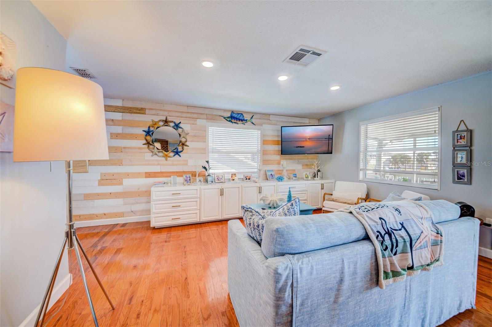 Image 22 of 56 For 3358 Minnow Creek Drive