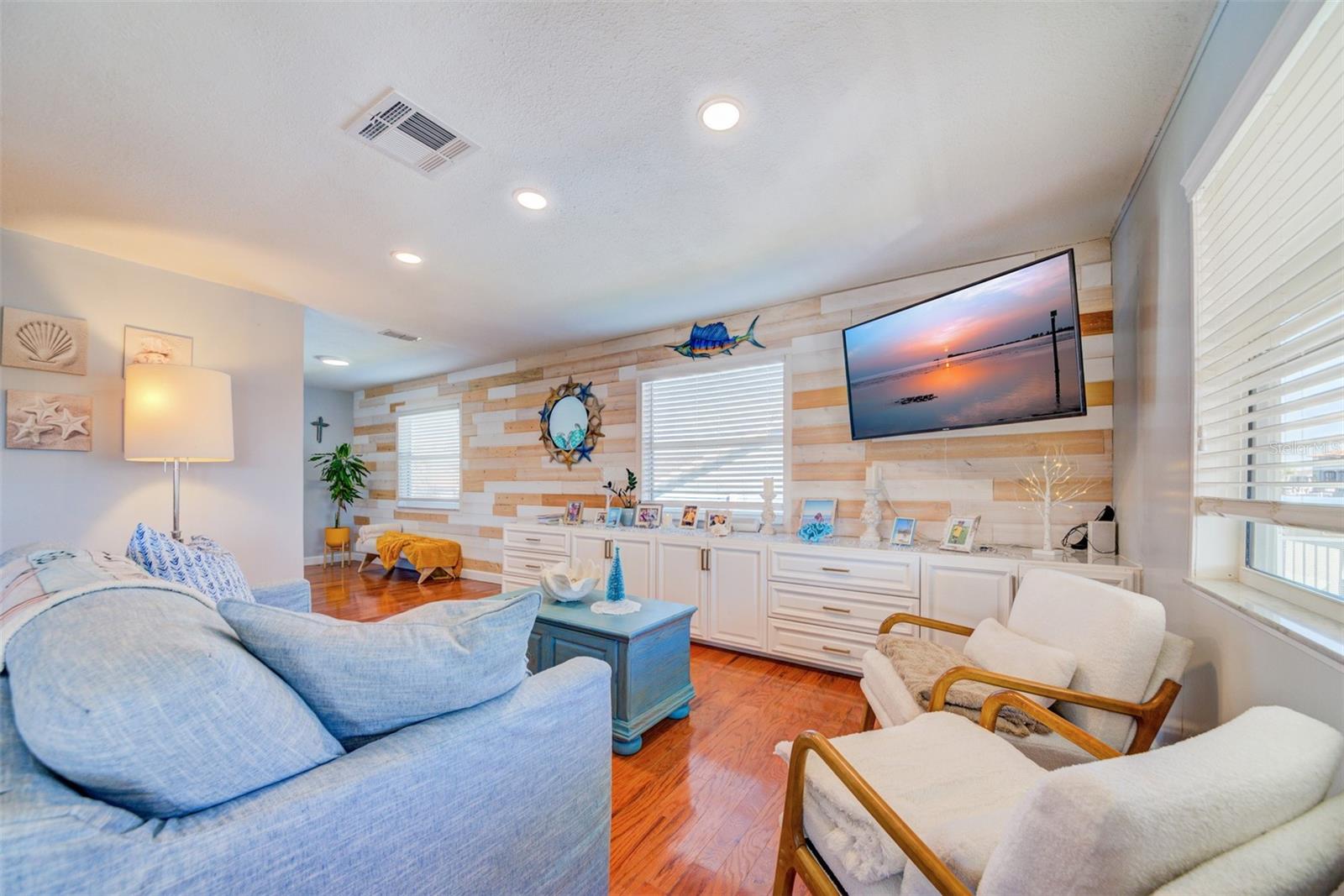 Image 23 of 56 For 3358 Minnow Creek Drive