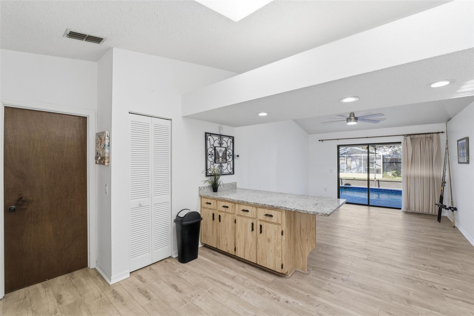 Image 48 of 51 For 7822 Holiday Drive