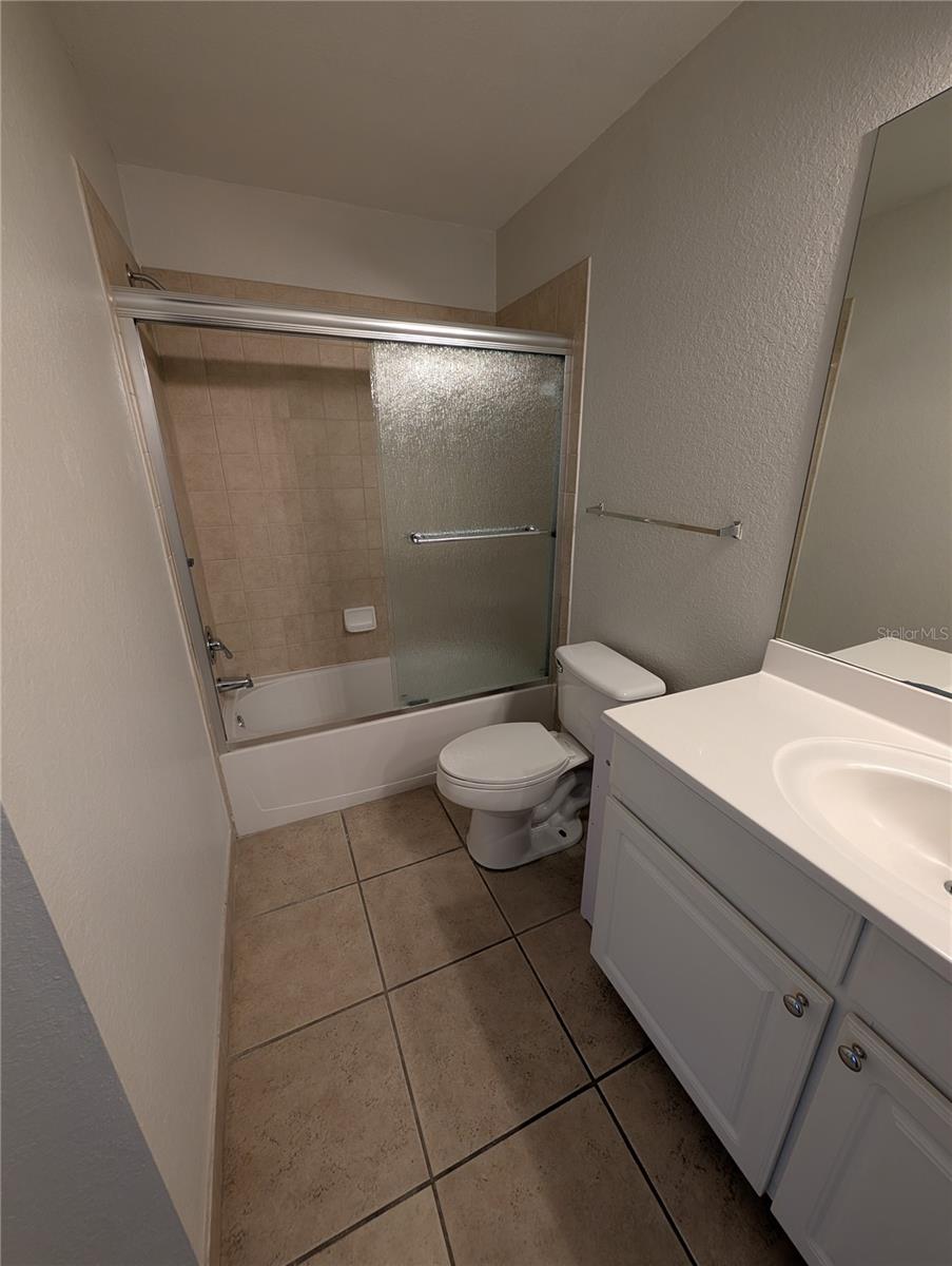 Image 23 of 31 For 5202 Hampton Beach Place