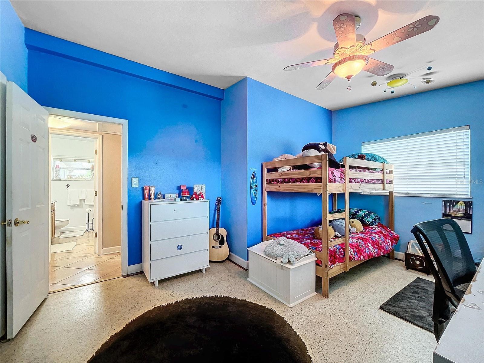 Listing photo id 27 for 311 Morningside Drive