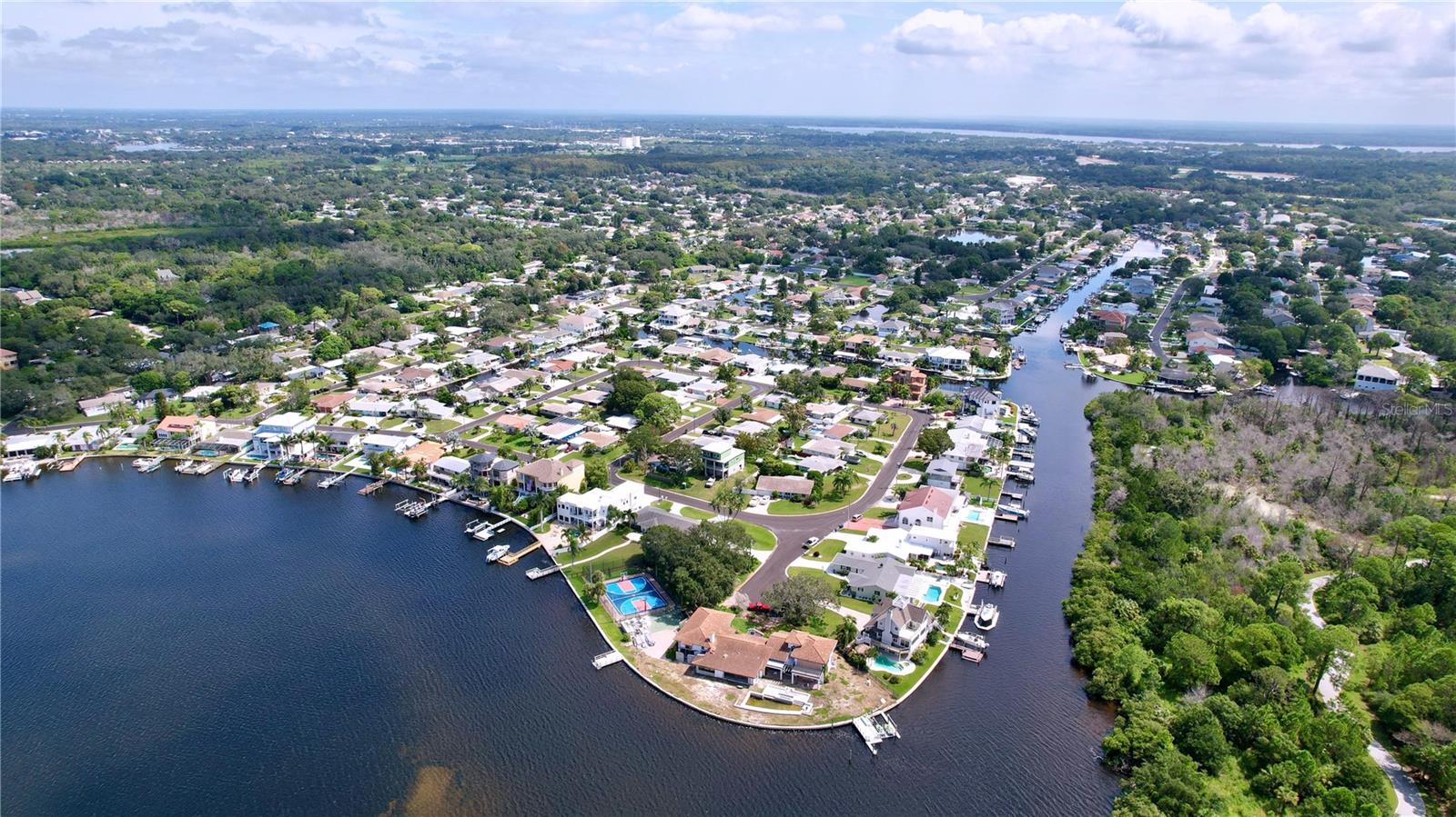 Listing photo id 43 for 311 Morningside Drive