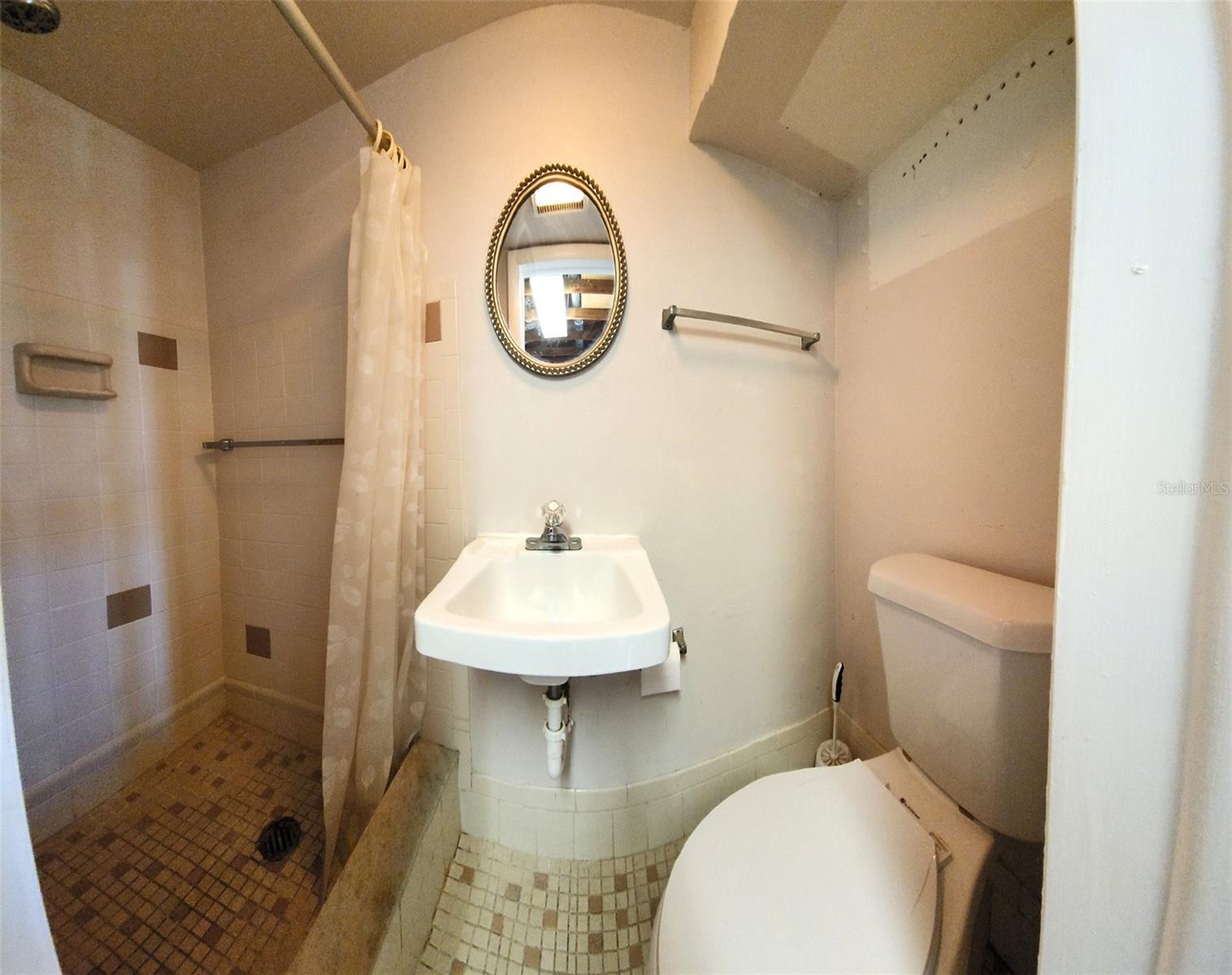 Image 23 of 29 For 3629 Bedford Street