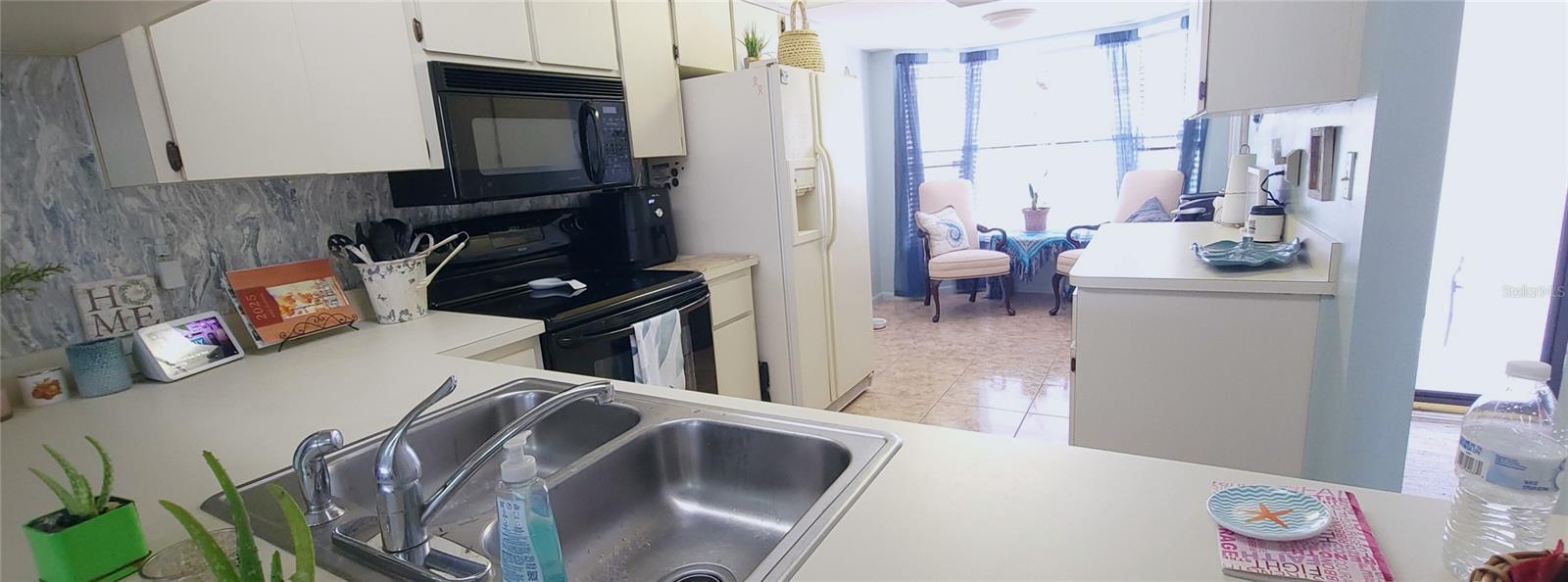 Image 6 of 30 For 3438 Lori Lane