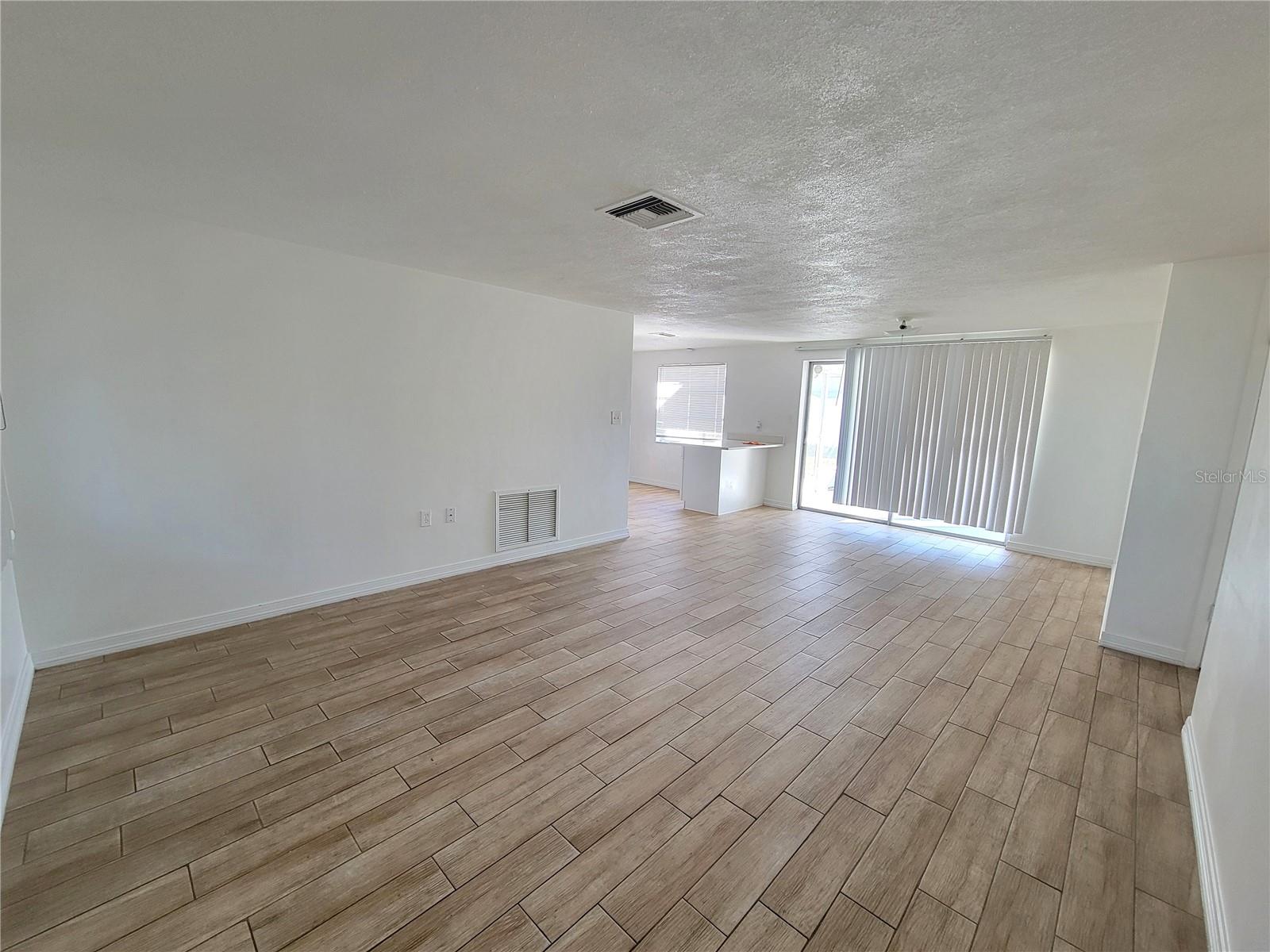 Image 4 of 27 For 3608 Brompton Drive