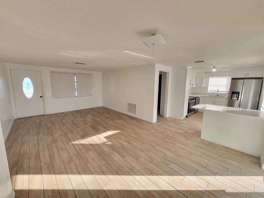 Image 5 of 27 For 3608 Brompton Drive