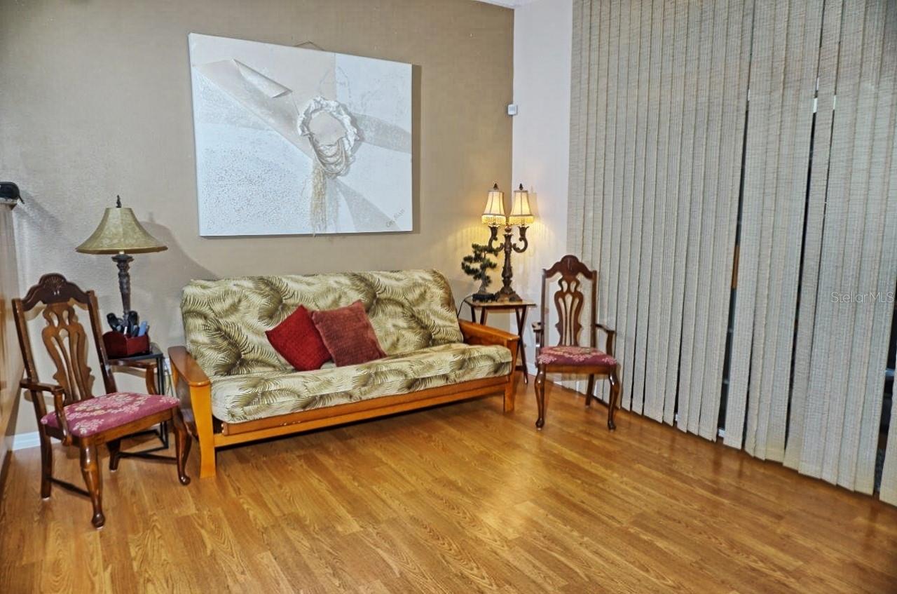 Image 11 of 36 For 2051 Vista Del Sol Circle 201