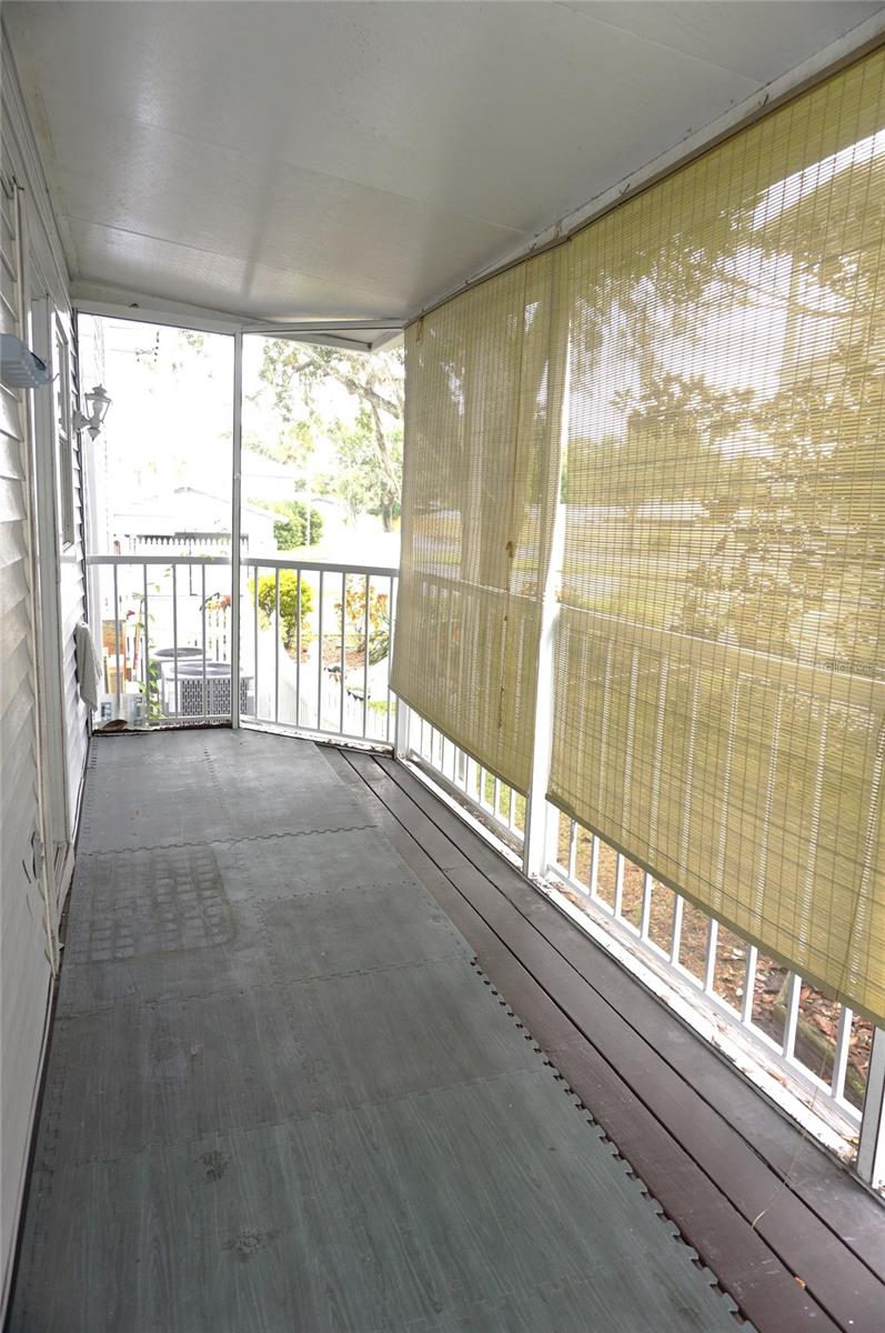 Image 31 of 36 For 2051 Vista Del Sol Circle 201