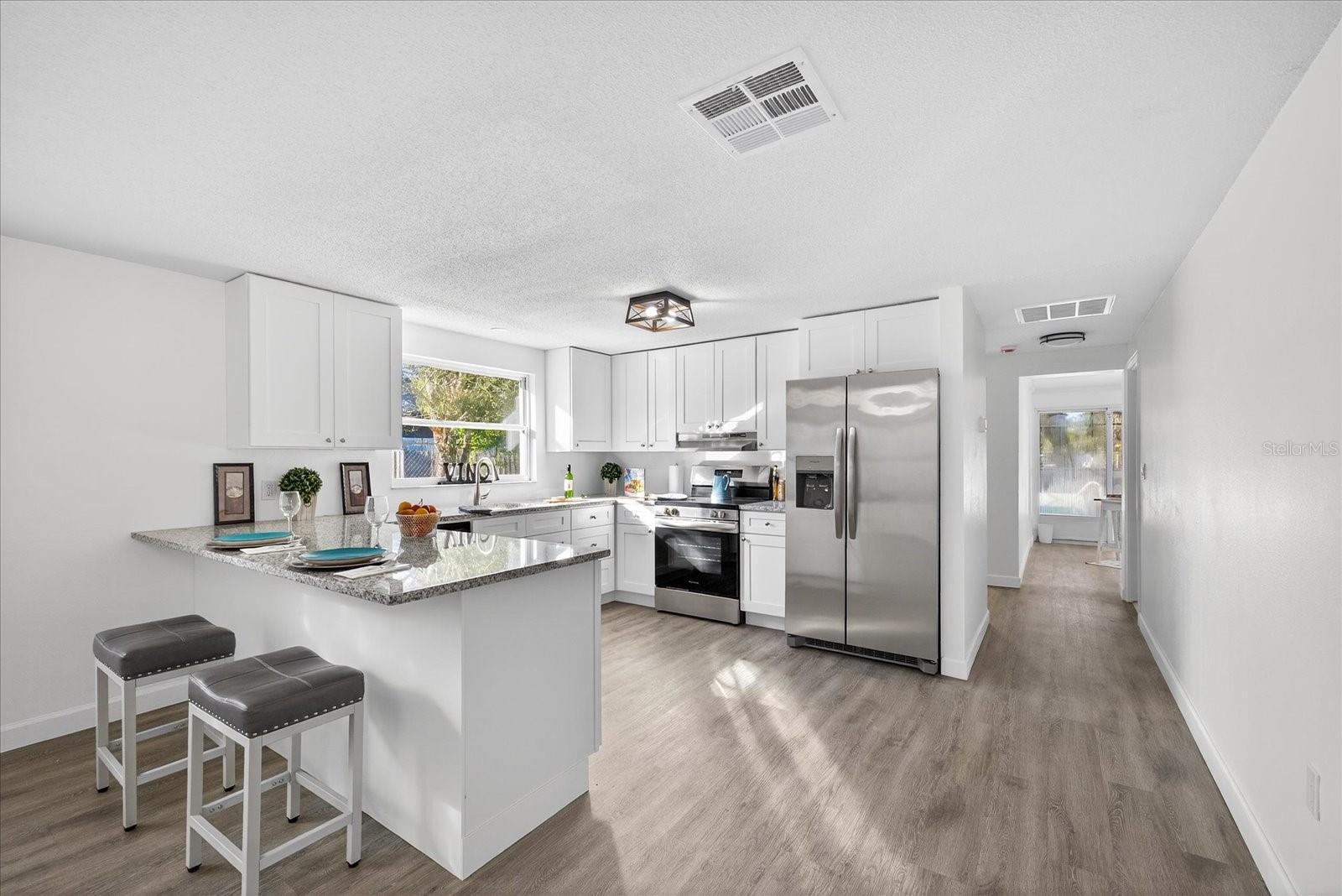 Image 17 of 48 For 4928 Amherst Court