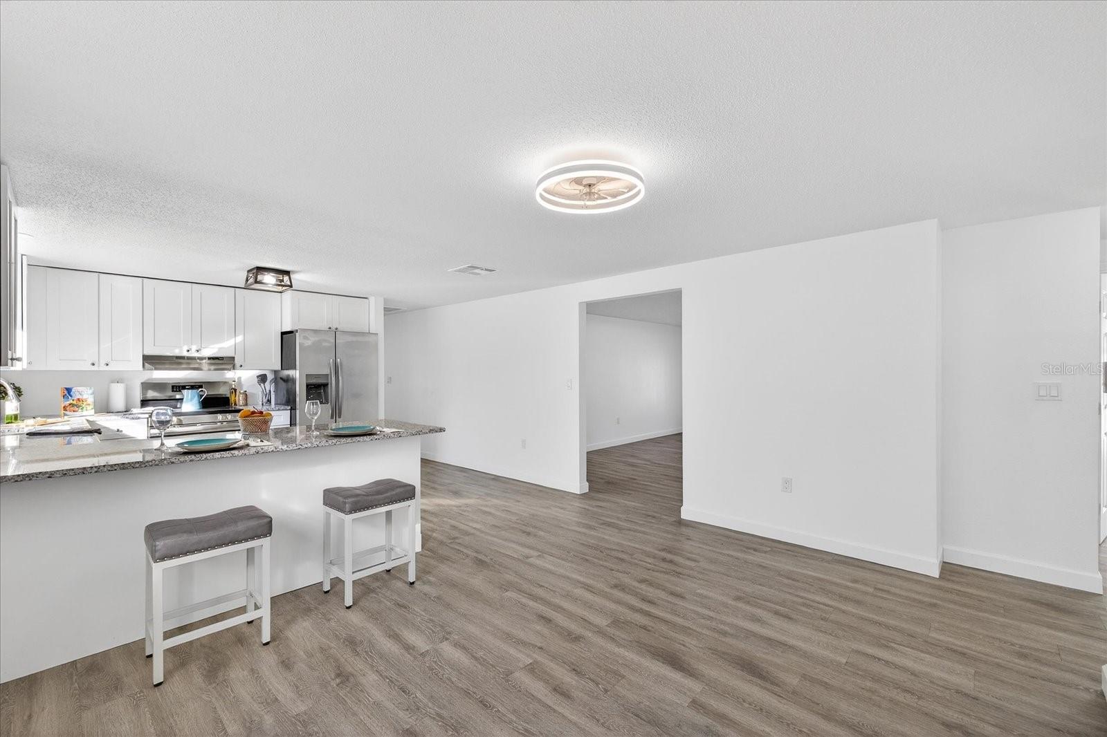 Image 19 of 48 For 4928 Amherst Court