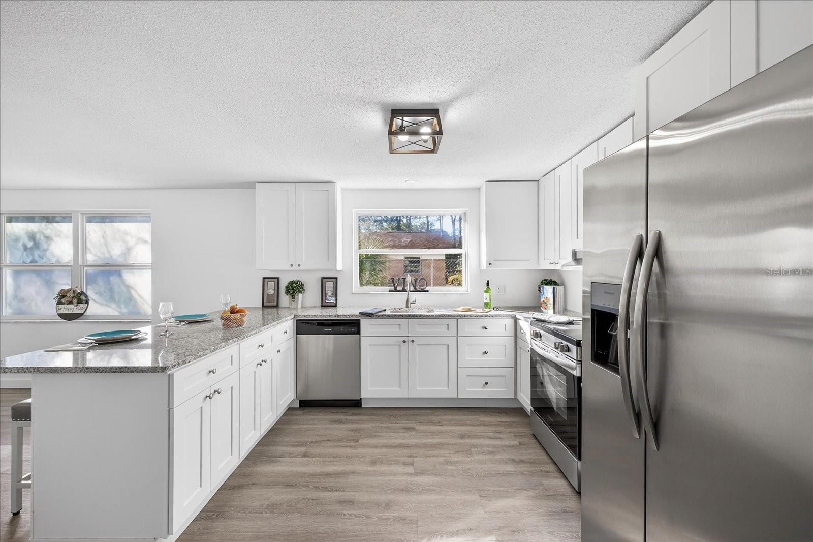 Image 21 of 48 For 4928 Amherst Court