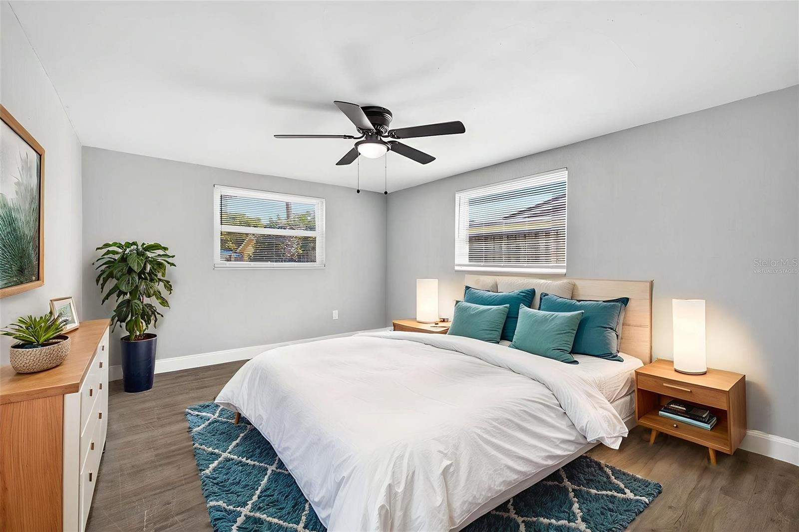 Image 12 of 15 For 10822 Lyndale Avenue