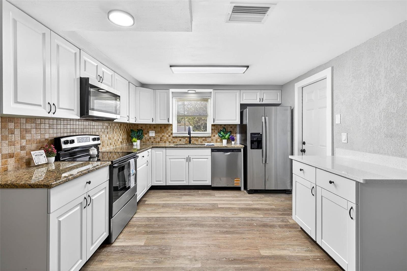 Image 4 of 15 For 10822 Lyndale Avenue