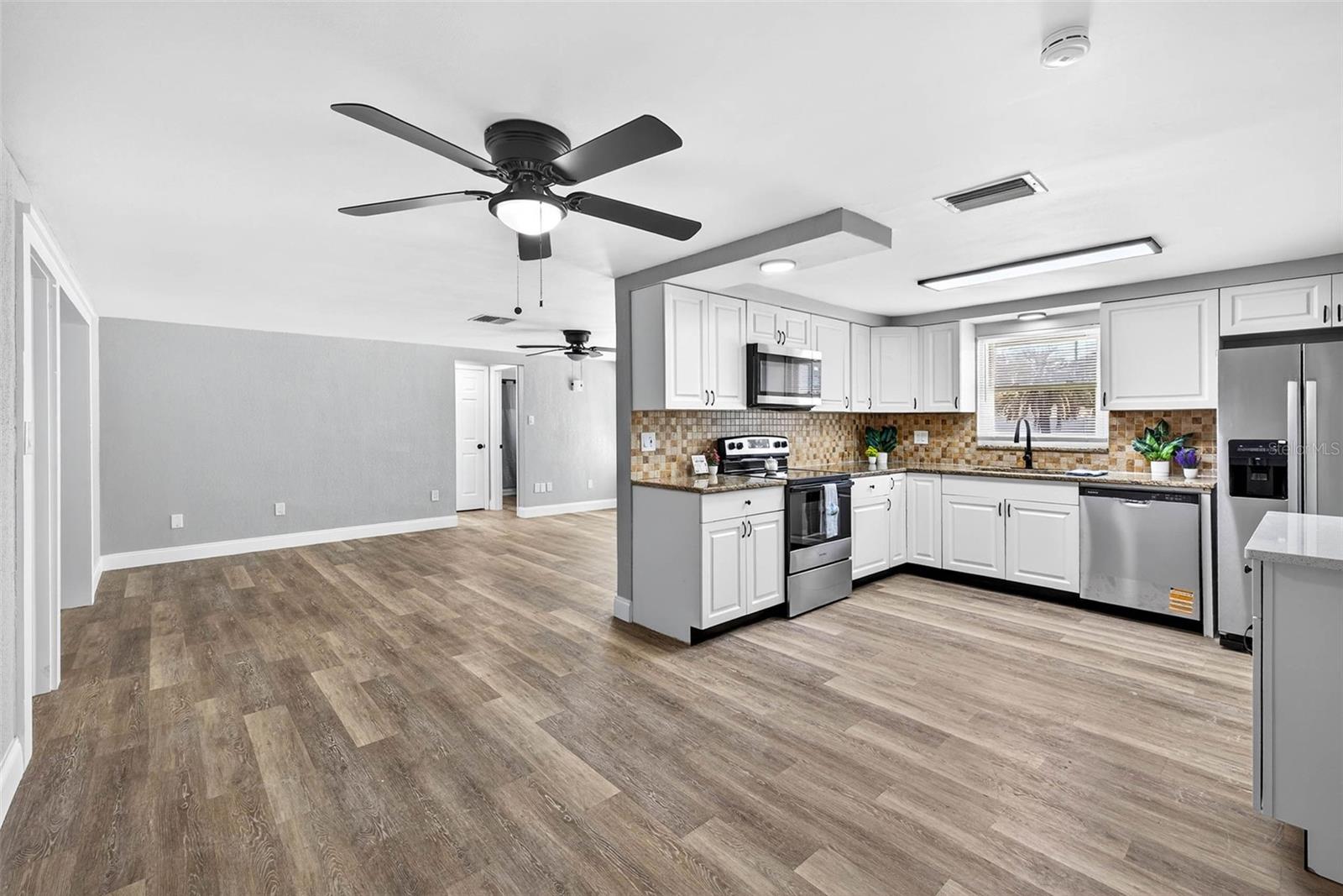 Image 5 of 15 For 10822 Lyndale Avenue