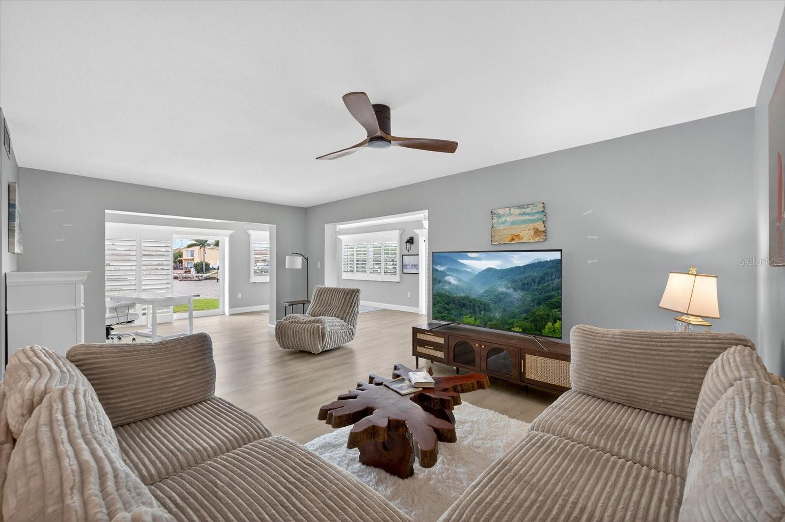 Image 13 of 55 For 4678 Marine Parkway 108