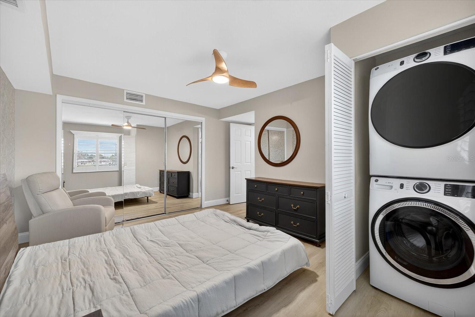 Image 22 of 55 For 4678 Marine Parkway 108