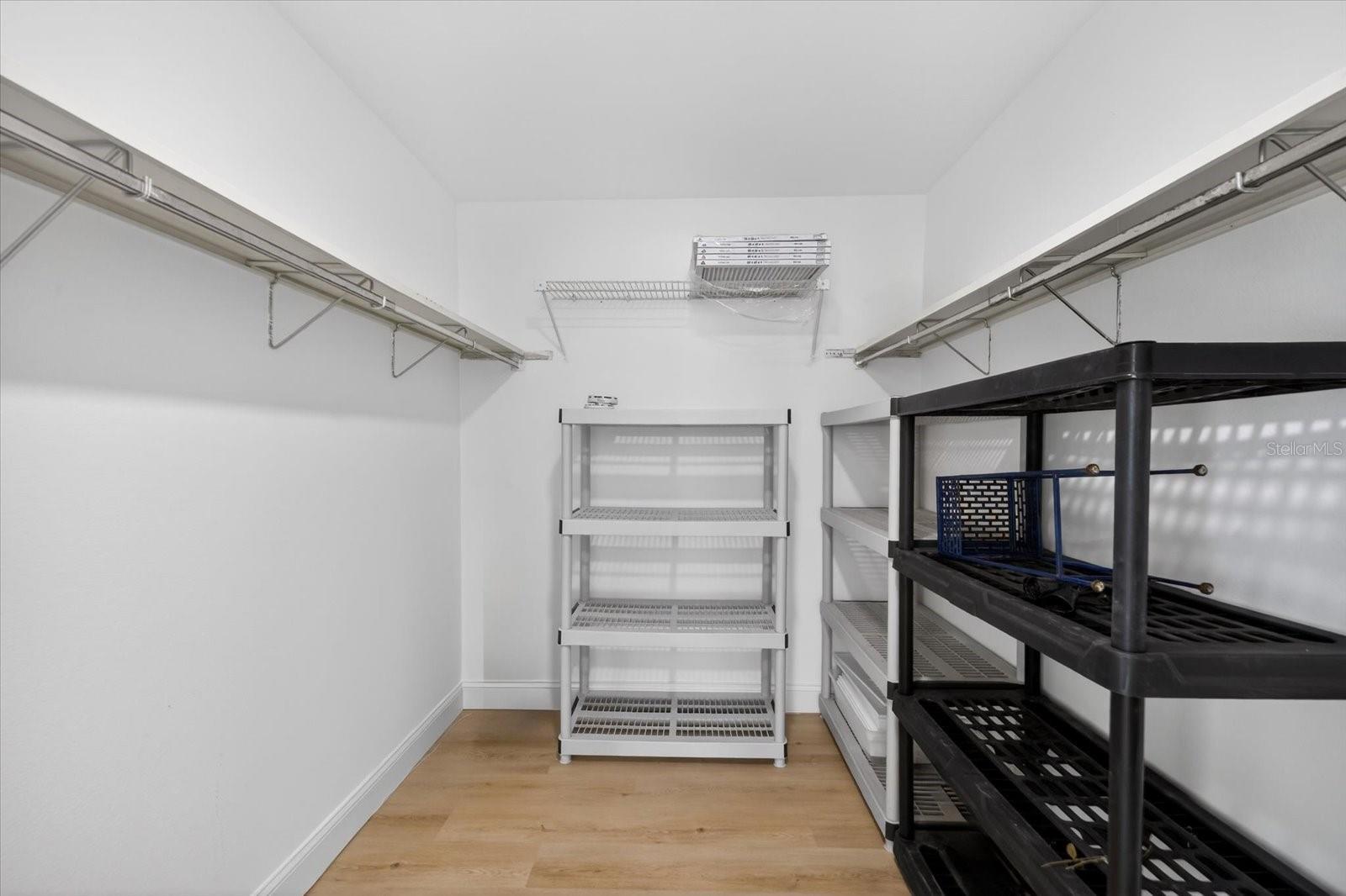 Image 28 of 55 For 4678 Marine Parkway 108