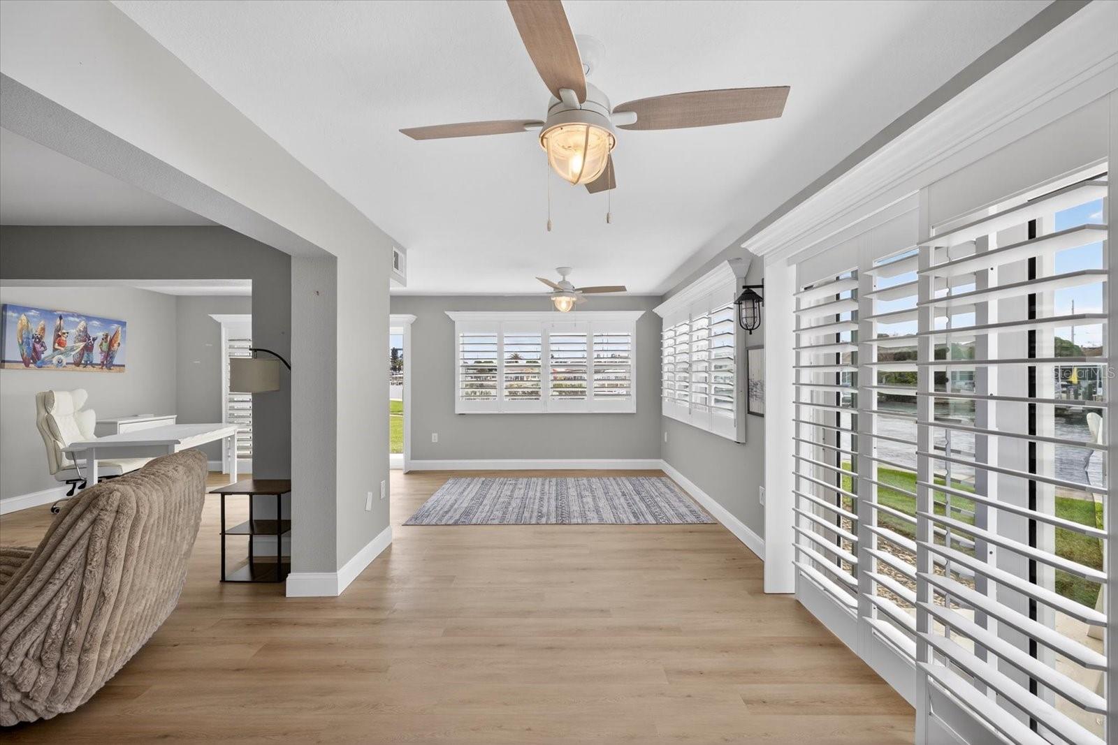 Image 29 of 55 For 4678 Marine Parkway 108