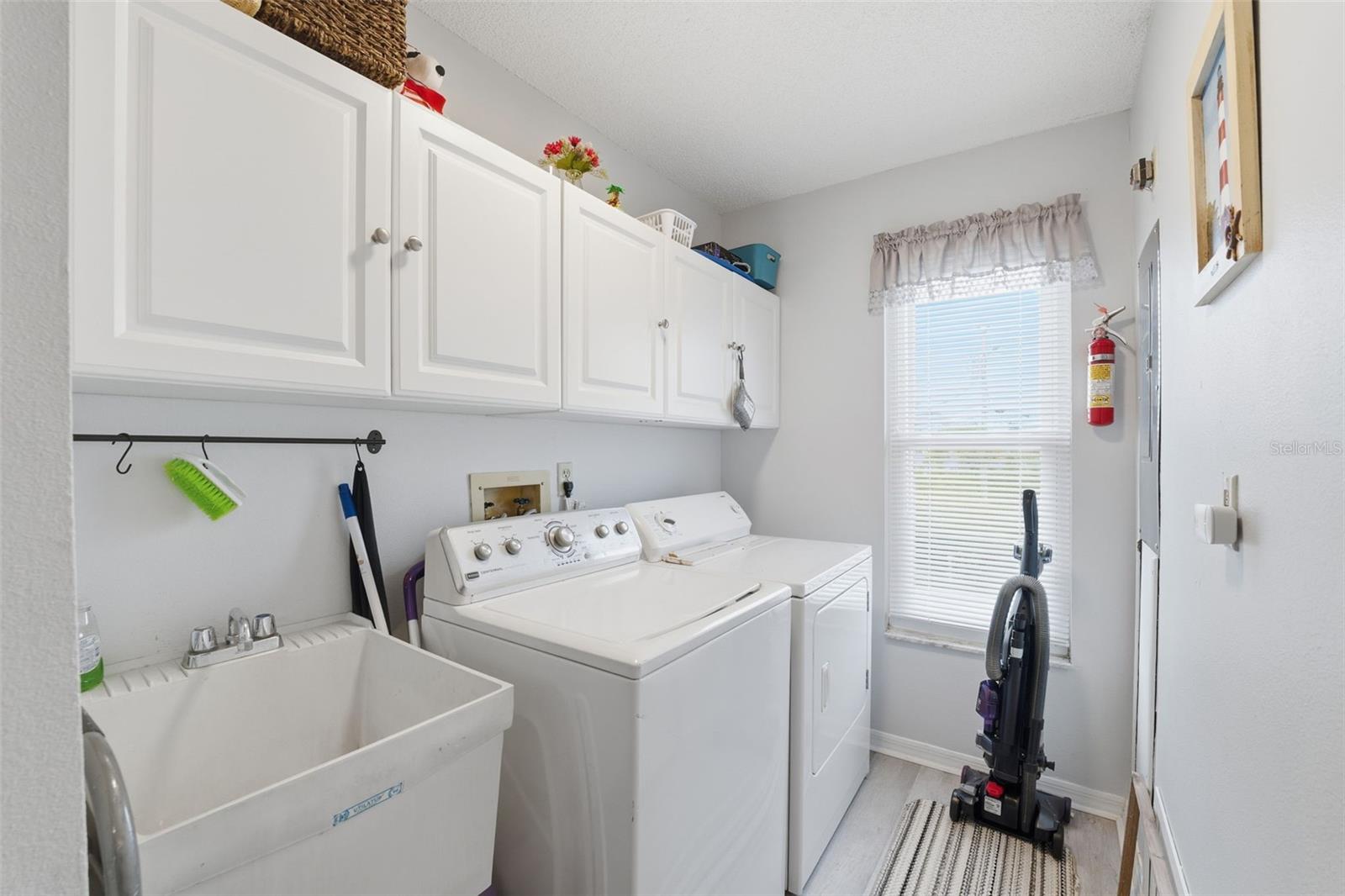 Image 19 of 75 For 3366 Bluefish Drive