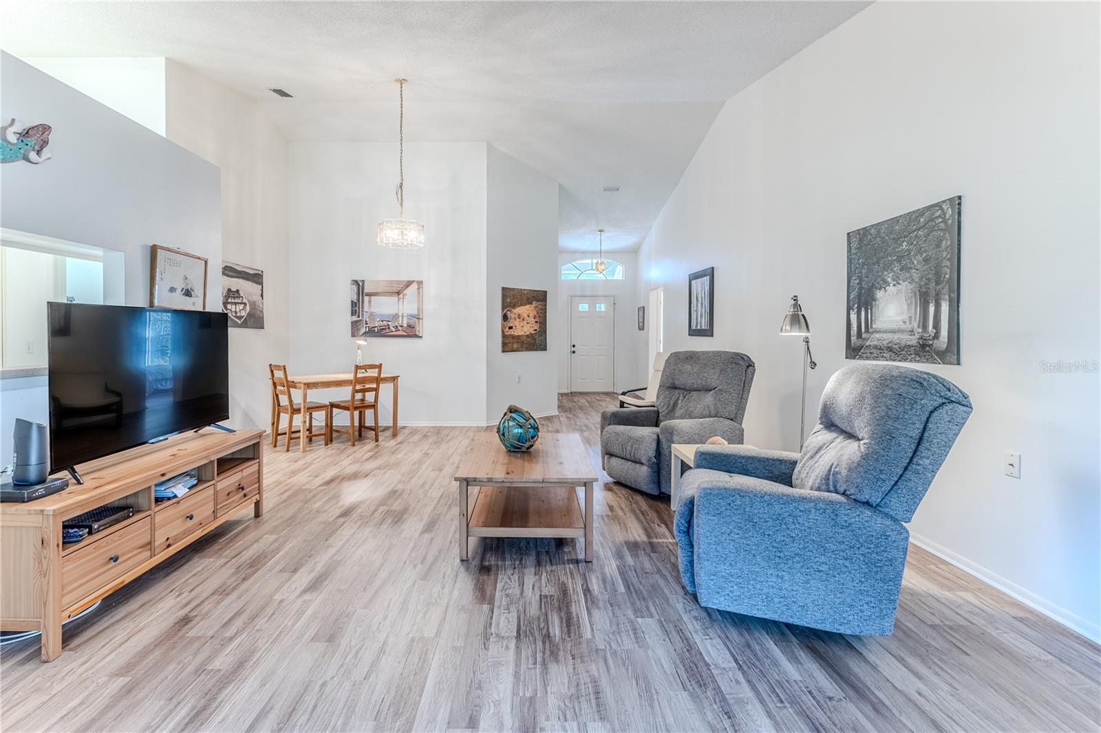 Image 11 of 69 For 3008 Whispering Pines Court