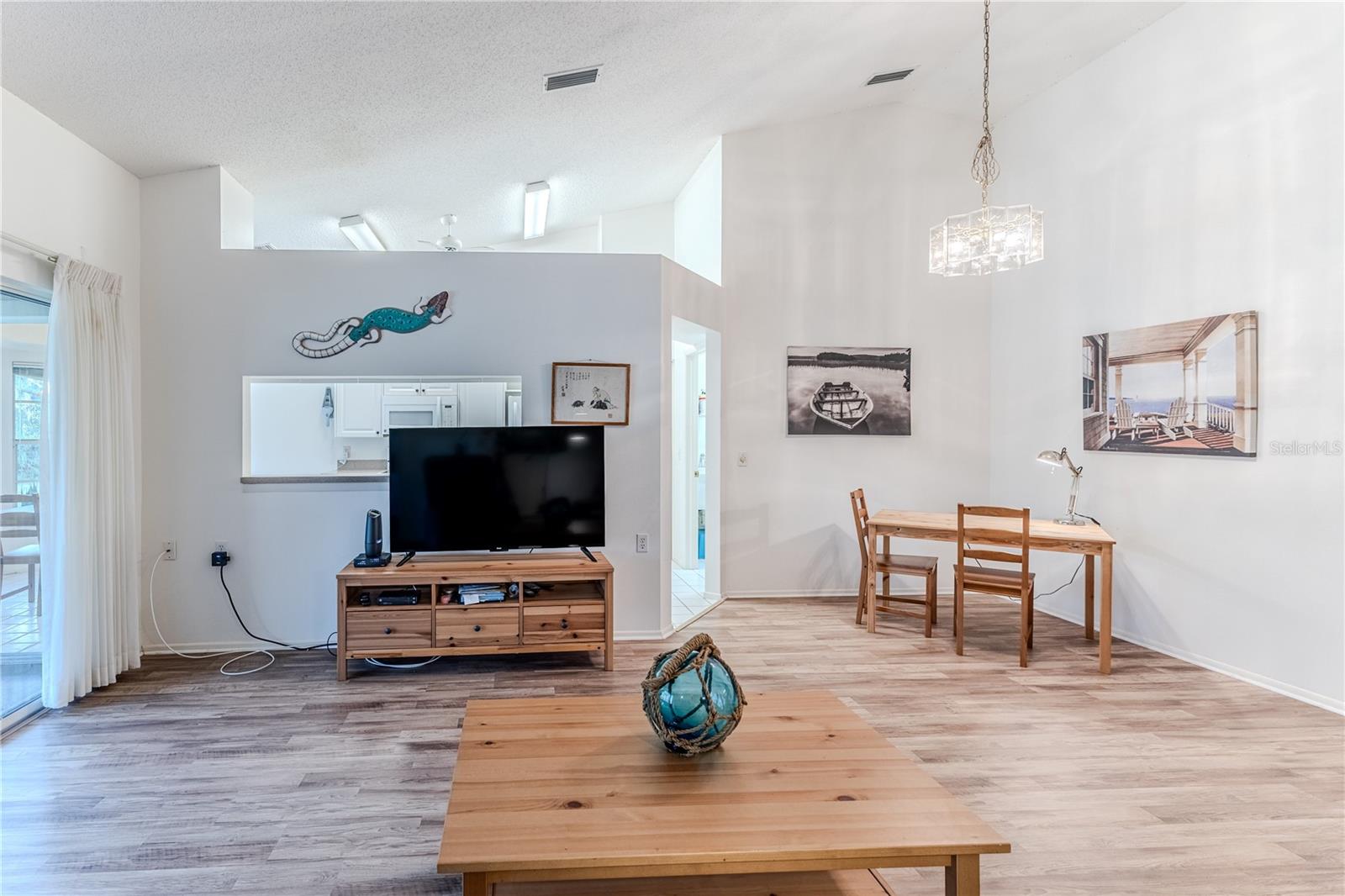 Image 12 of 69 For 3008 Whispering Pines Court