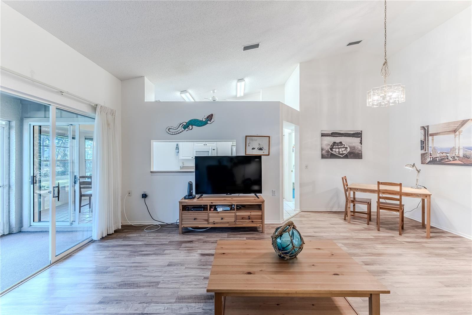 Image 14 of 69 For 3008 Whispering Pines Court