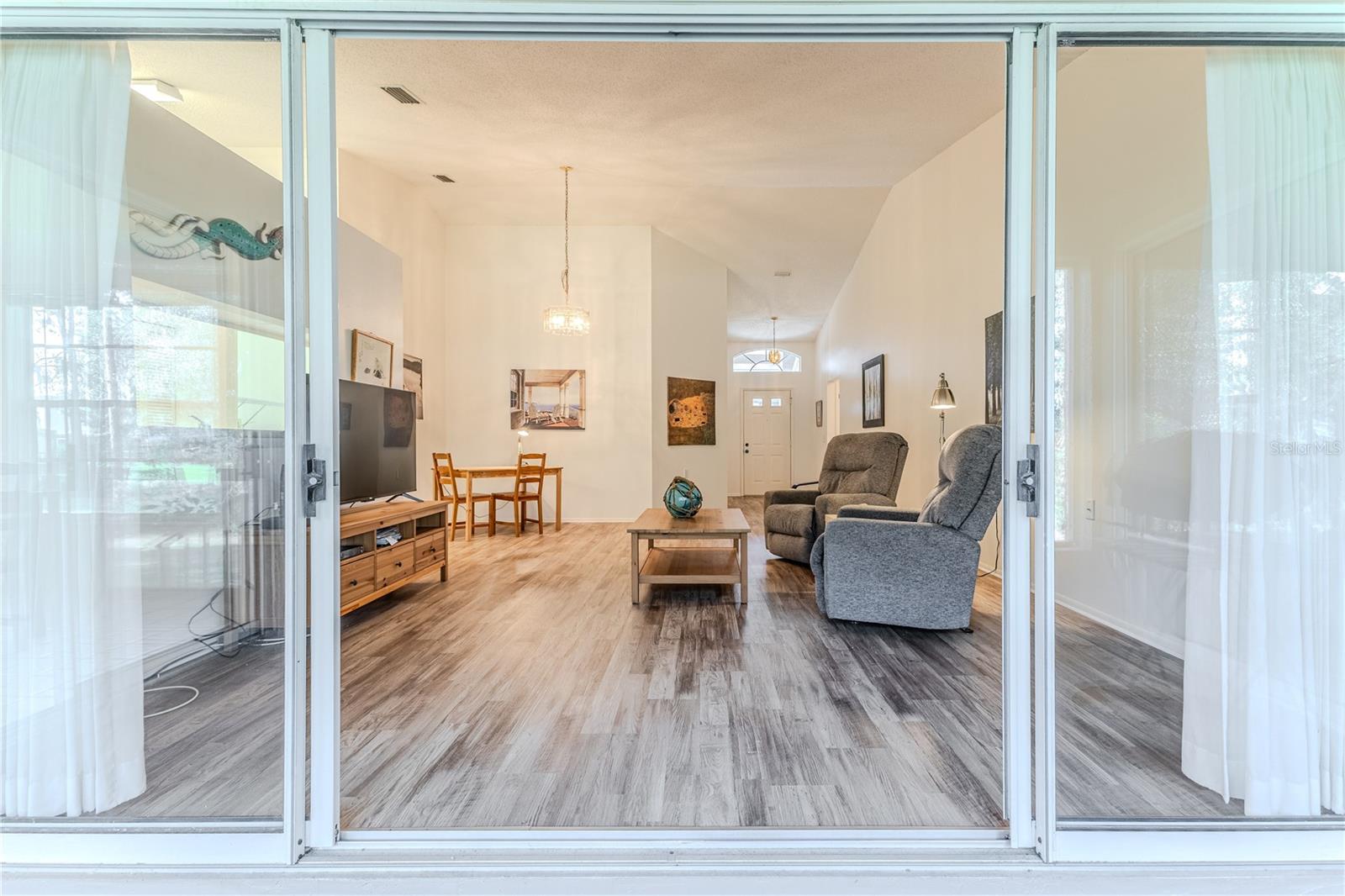 Image 43 of 69 For 3008 Whispering Pines Court